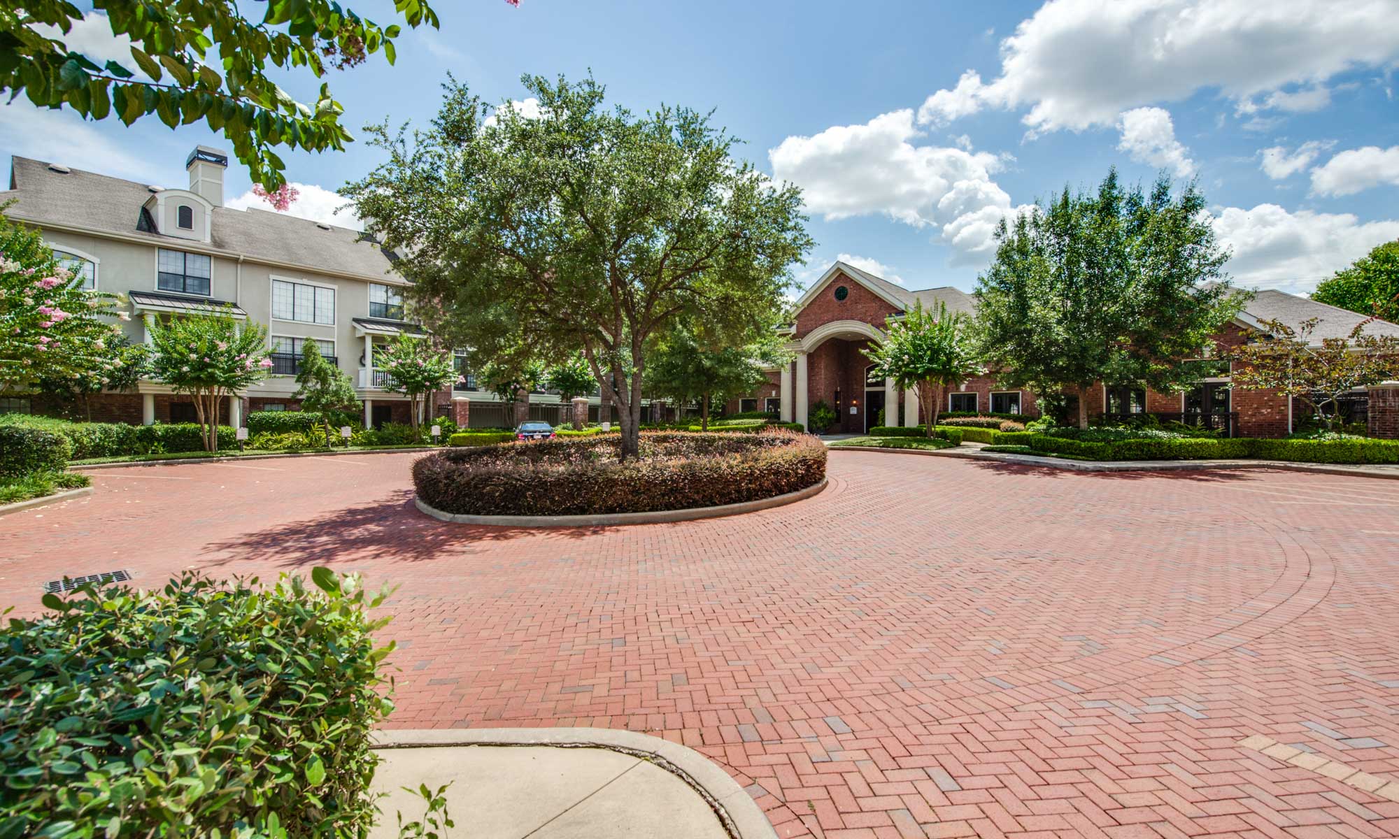 The exterior of the leasing center at Village on Memorial in Houston, TX.