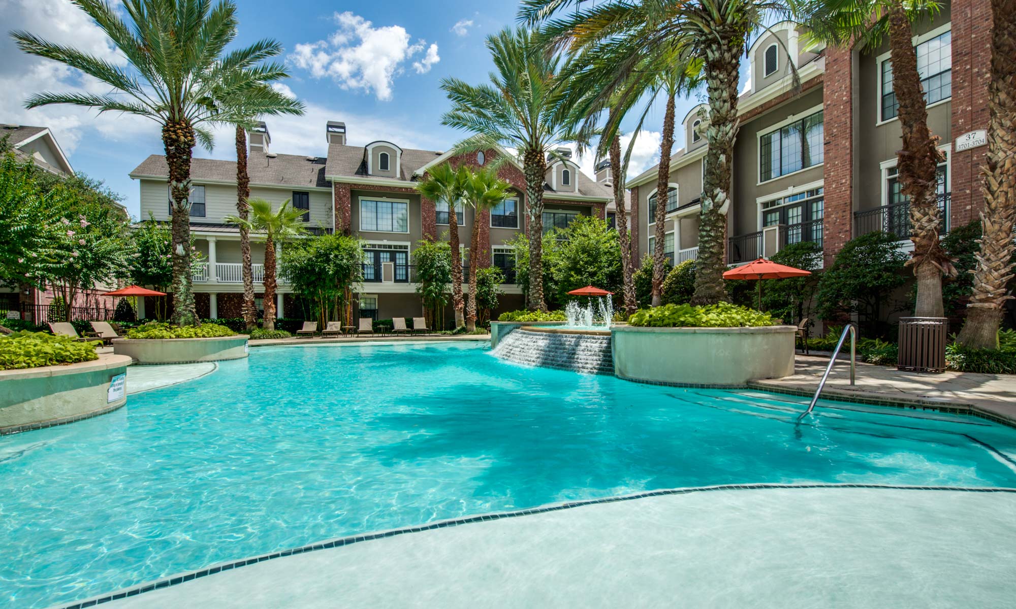 The pool at Village on Memorial townhomes in Houston, TX.