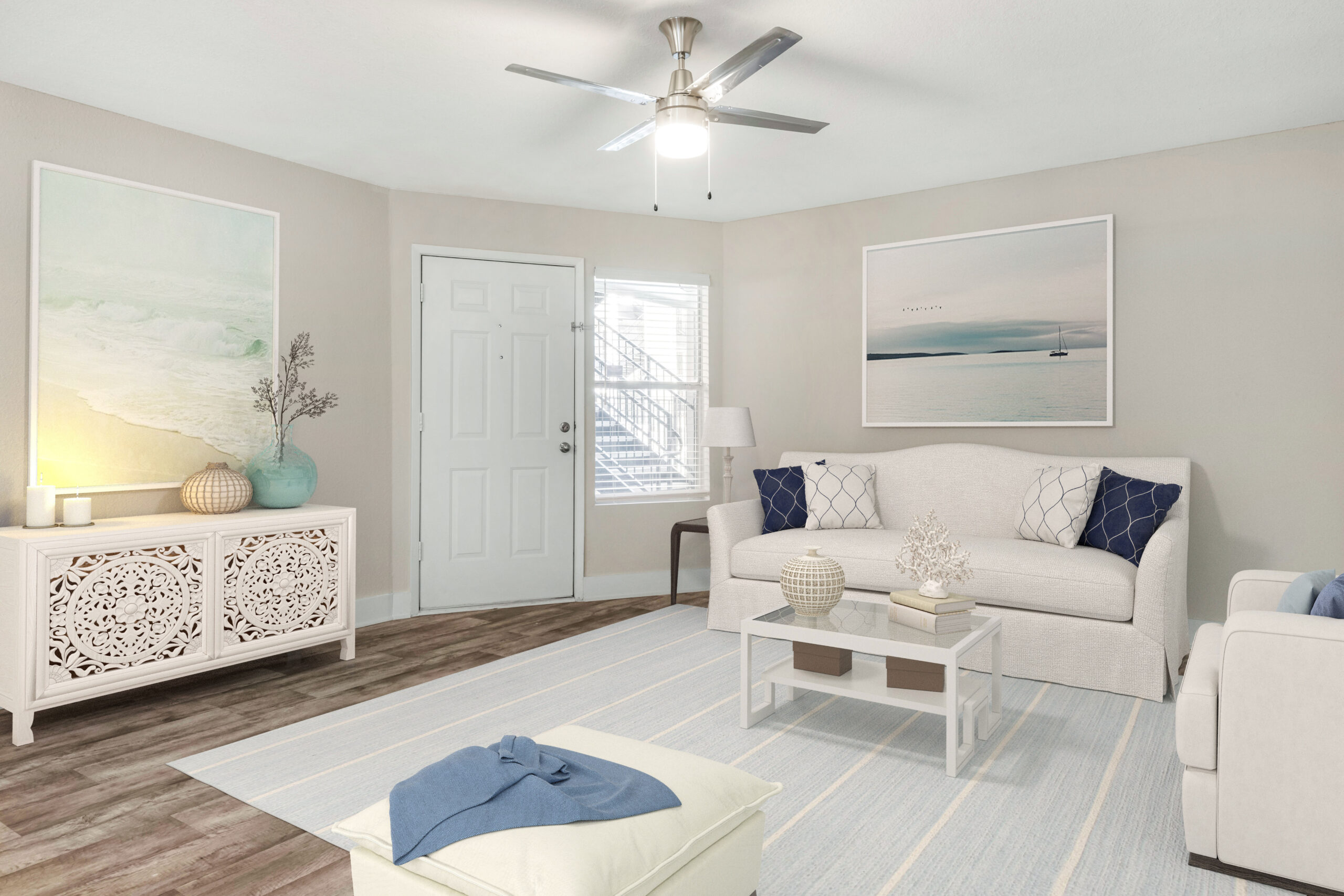 A living space at Brookwood Club apartments in Jacksonville, FL.