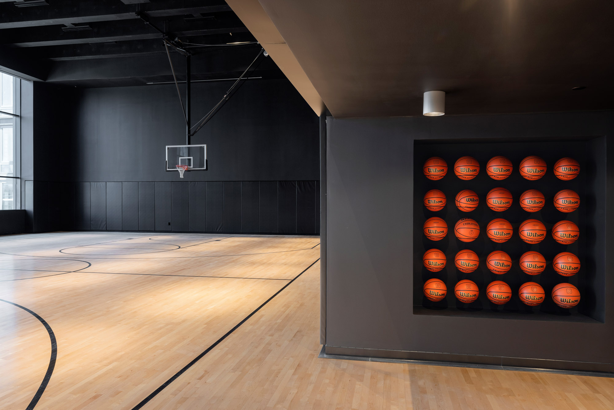 The basketball court at Lincoln at Bankside in the Bronx, NY.