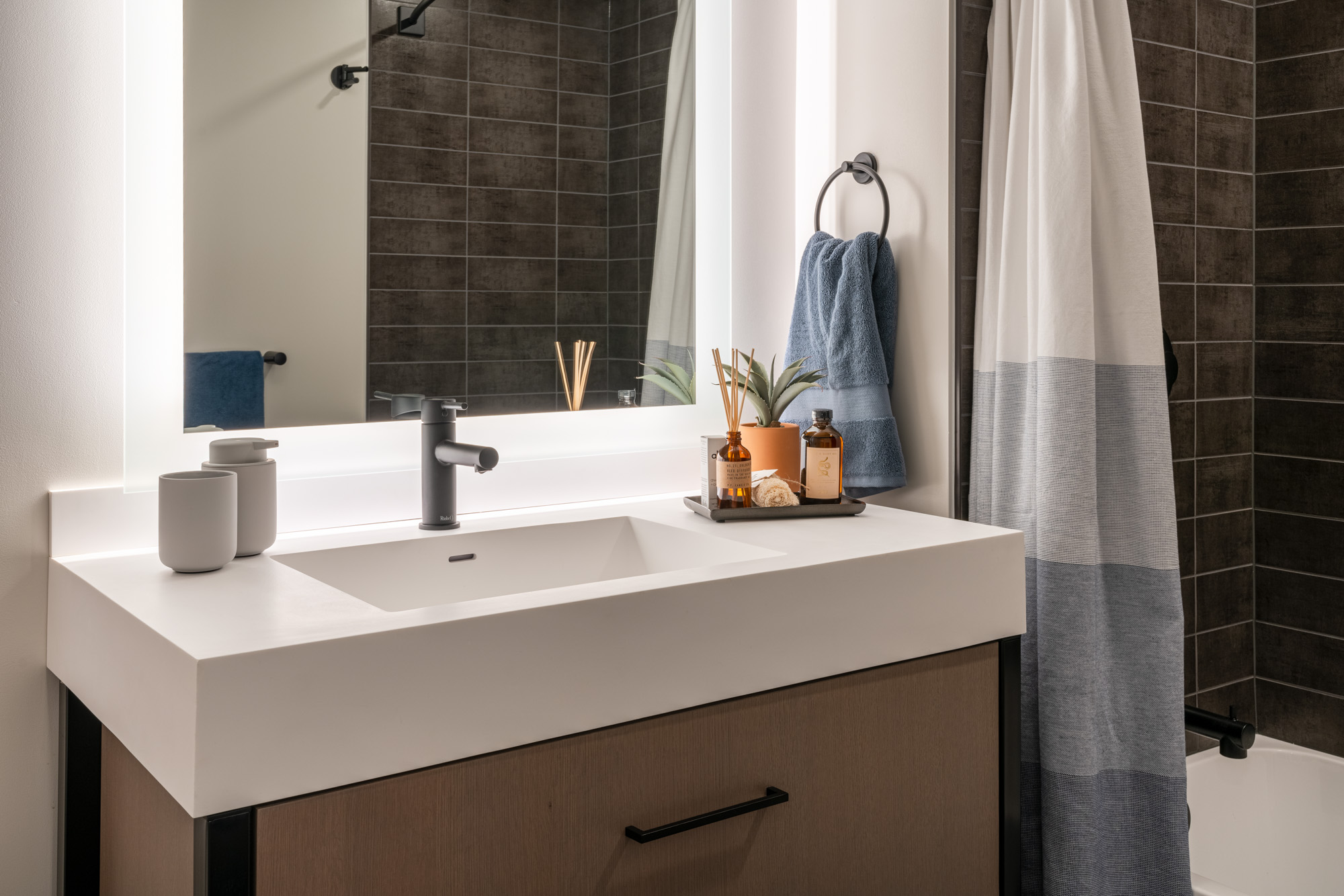 An apartment bathroom at The George apartments in San Francisco, CA