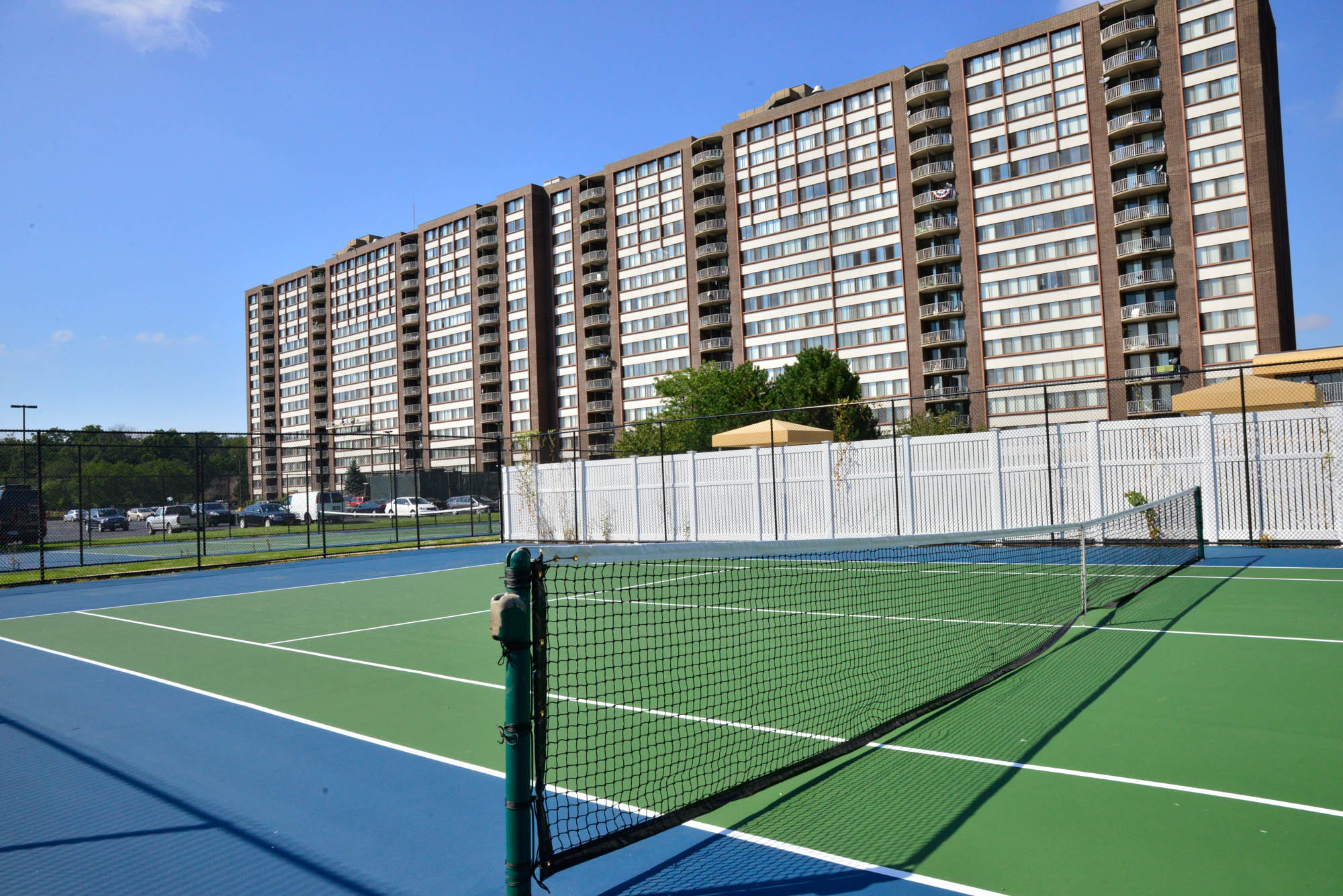 The tennis court at The Pavilion apartments in Chicago, Illinois