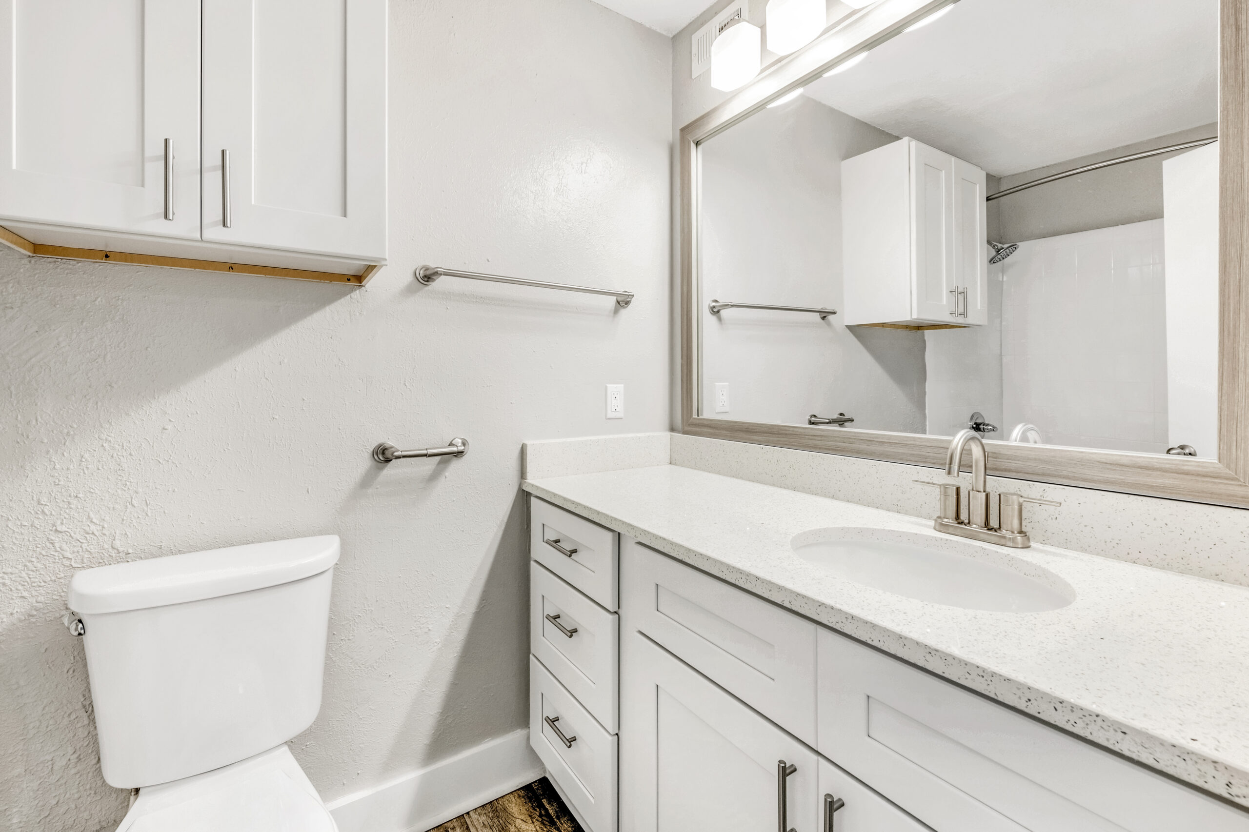 A bathroom at Brookwood Club apartments in Jacksonville, FL.