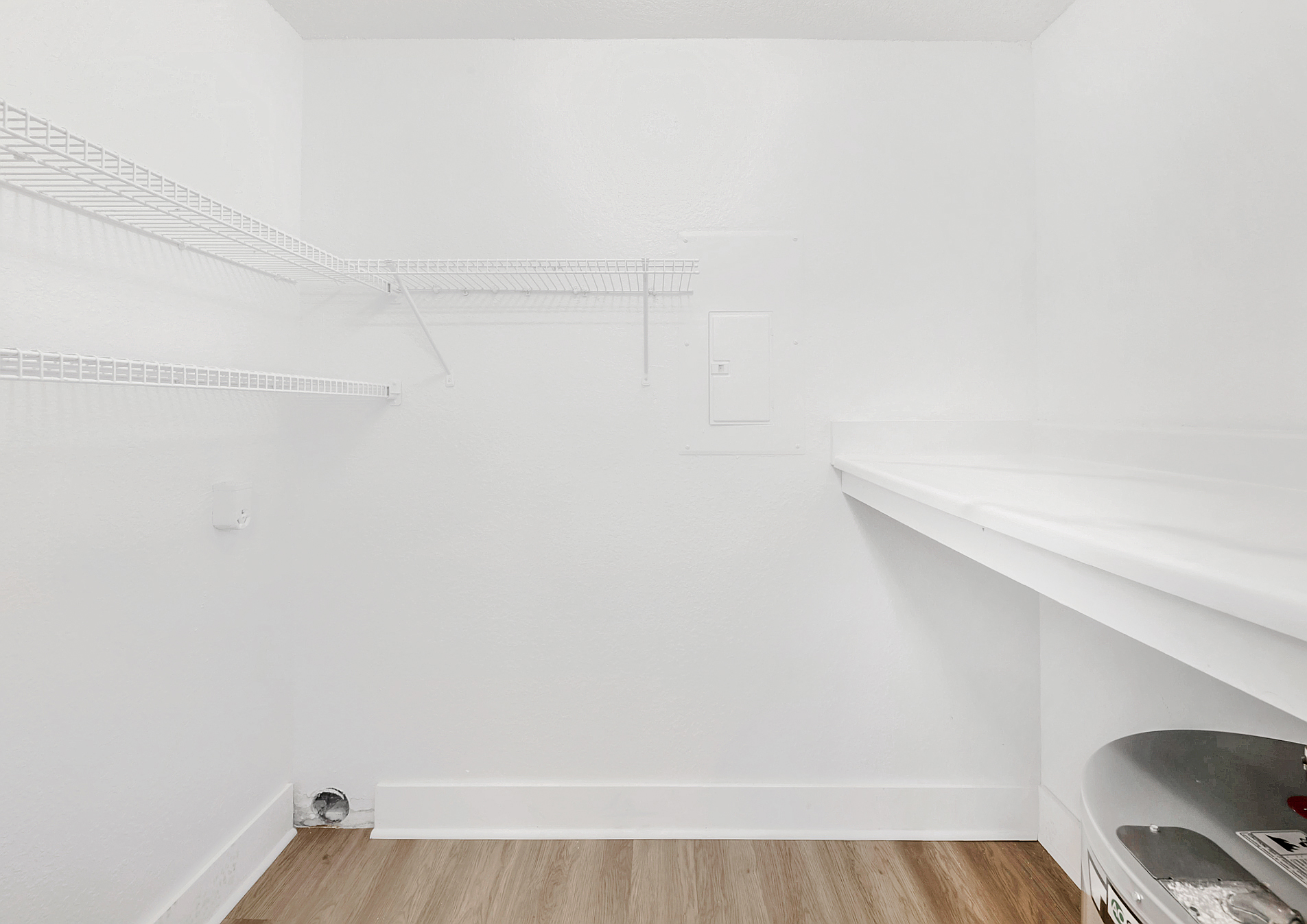 A closet at Brookwood Club apartments in Jacksonville, FL.