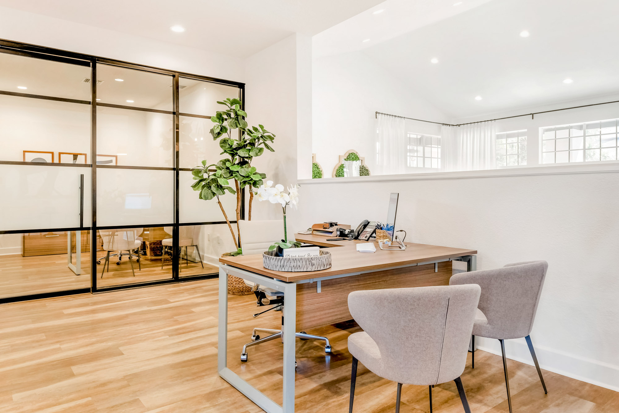 The leasing office at Osprey Links at Hunter's Creek in Orlando, Florida.