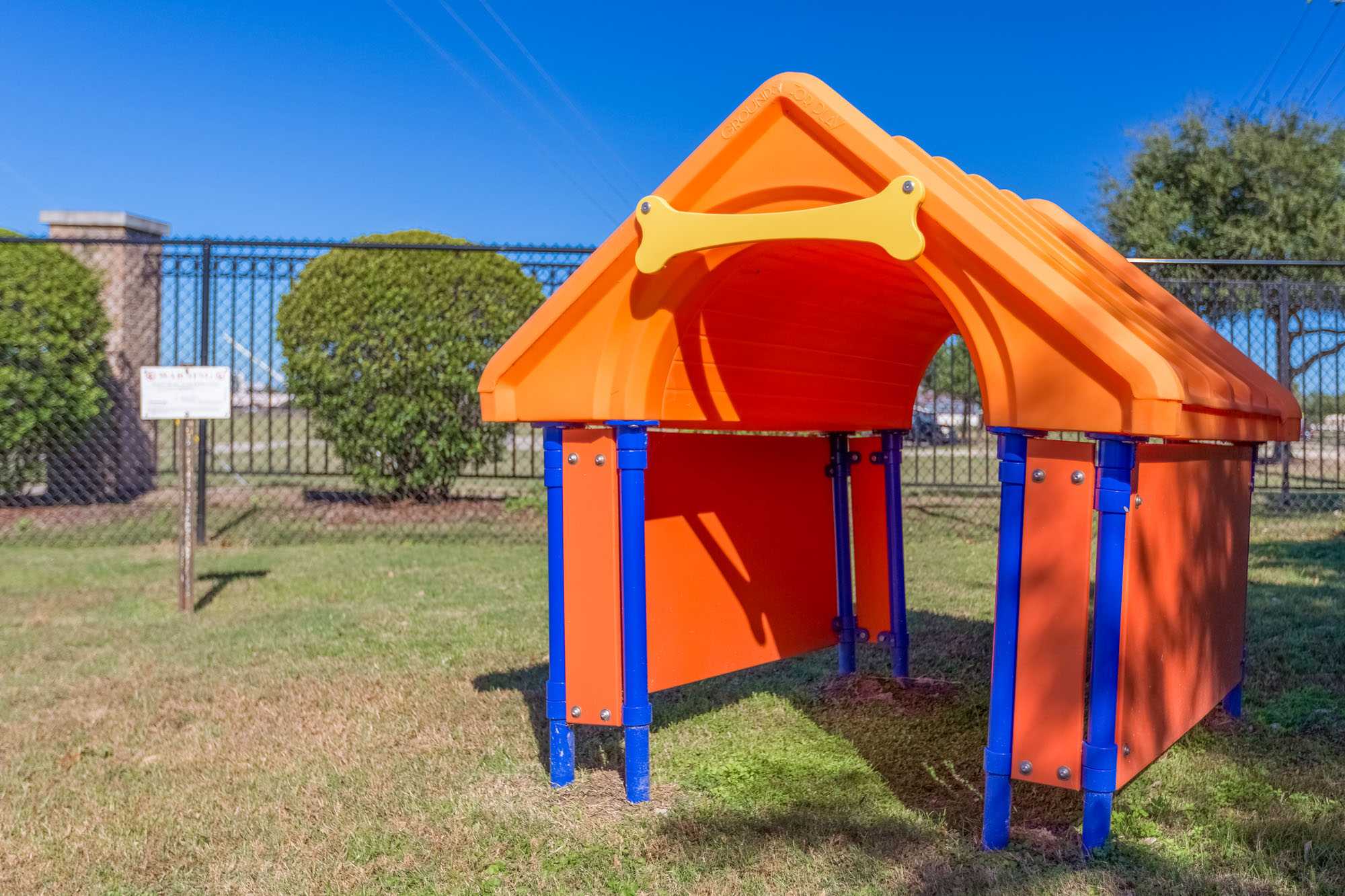 The dog park at The Villas at Shadow Creek apartments in Houston, TX.