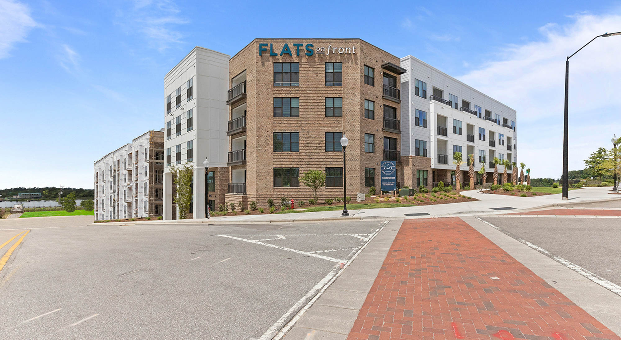 The exterior of Flats on Front apartments in Wilmington, NC.