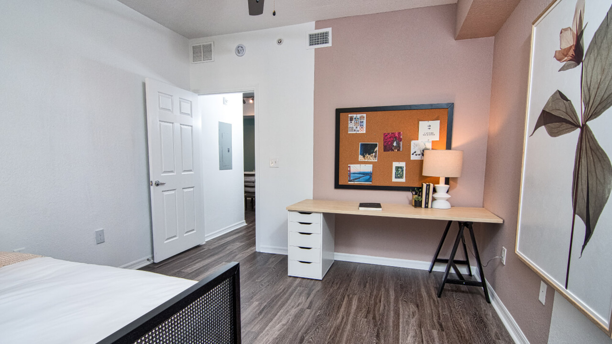 A bedroom at Solano at Miramar apartments in Miramar, FL.