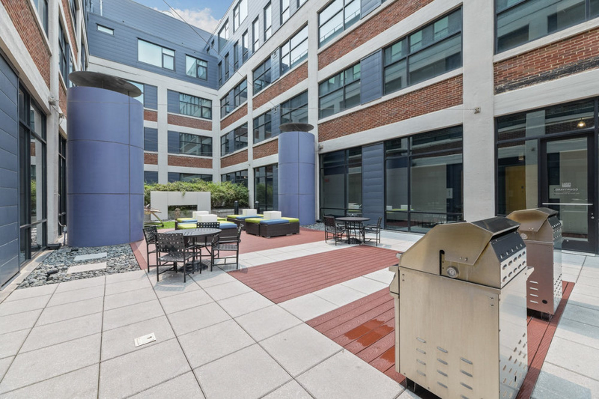 The courtyard at Foundry Lofts apartments in Washington, D.C.