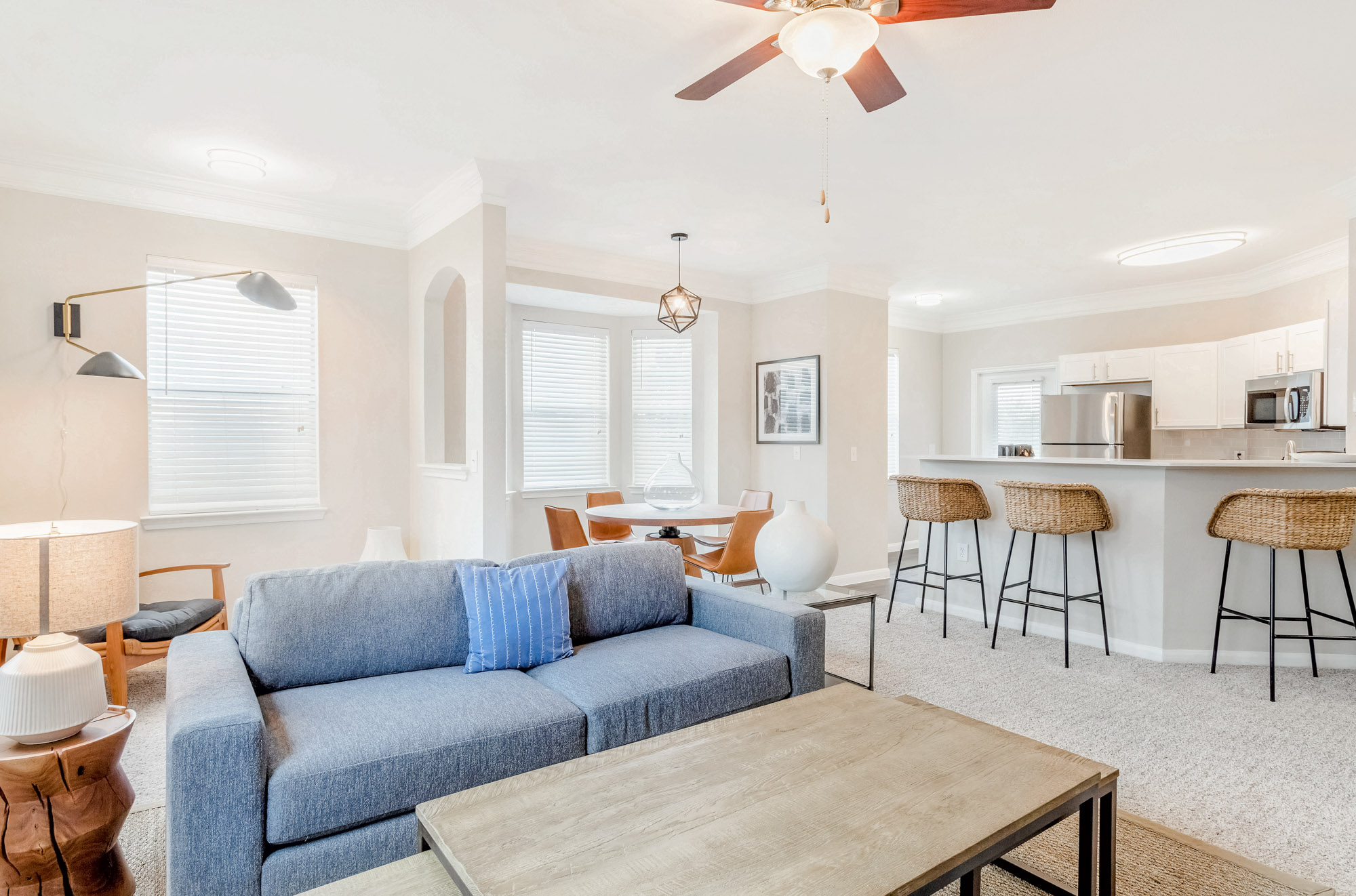 A living space at The Villas at Shadow Creek apartments in Houston, TX.