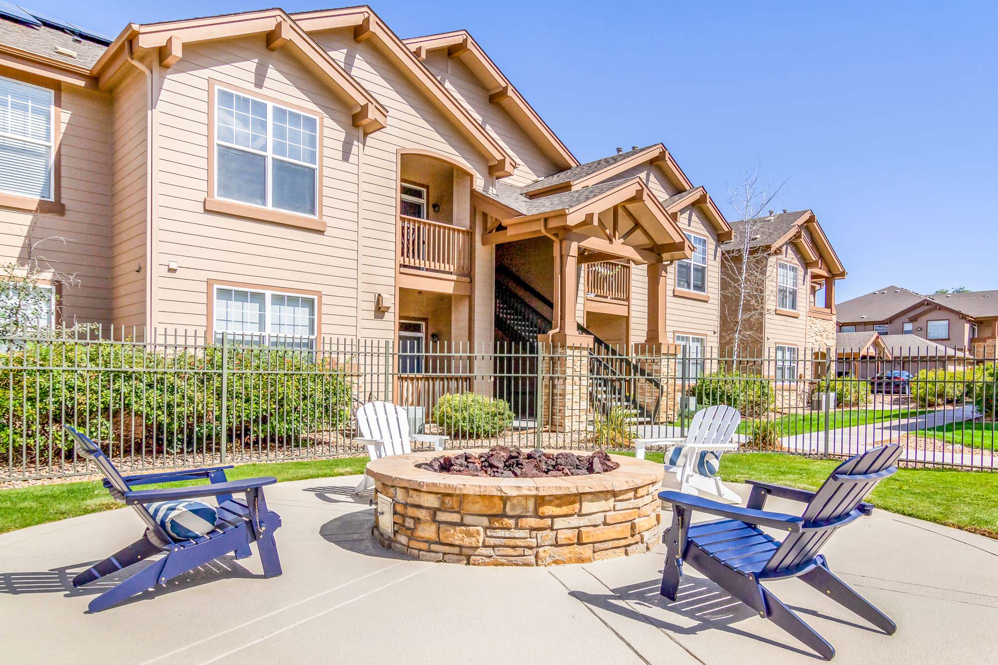 A fir pit at The Village at Legacy Ridge apartments in Westminster, CO.