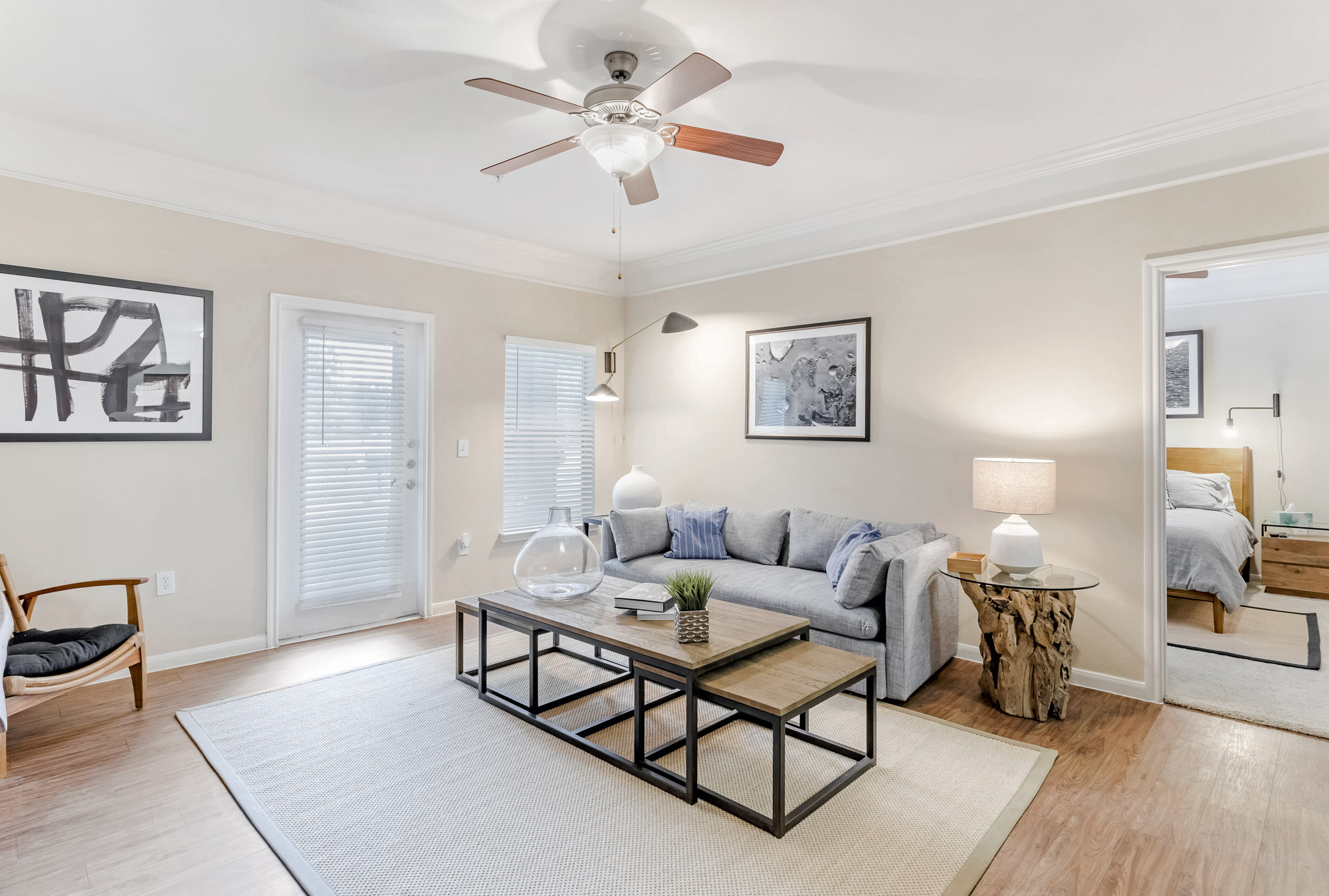 A living space at The Villas at Shadow Creek apartments in Houston, TX.