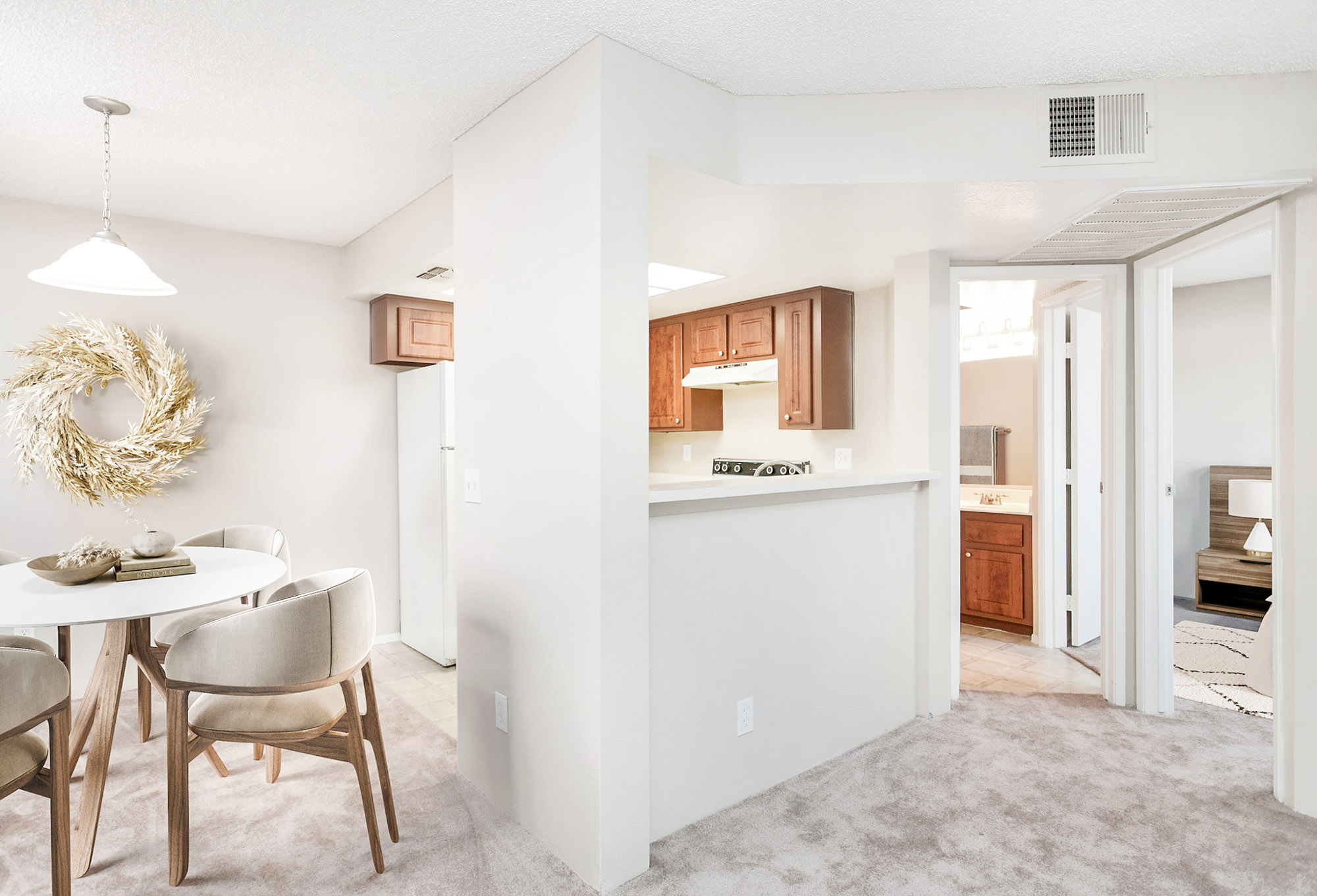 The dining area at Meadow Glen in Phoenix, AZ.