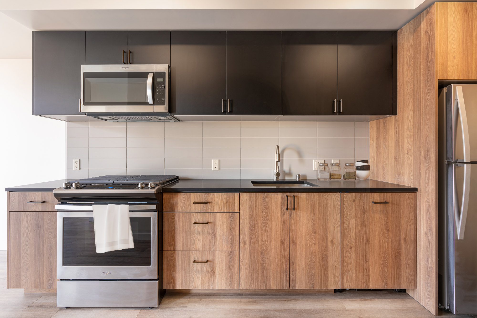 An apartment kitchen at The George apartments in San Francisco, CA