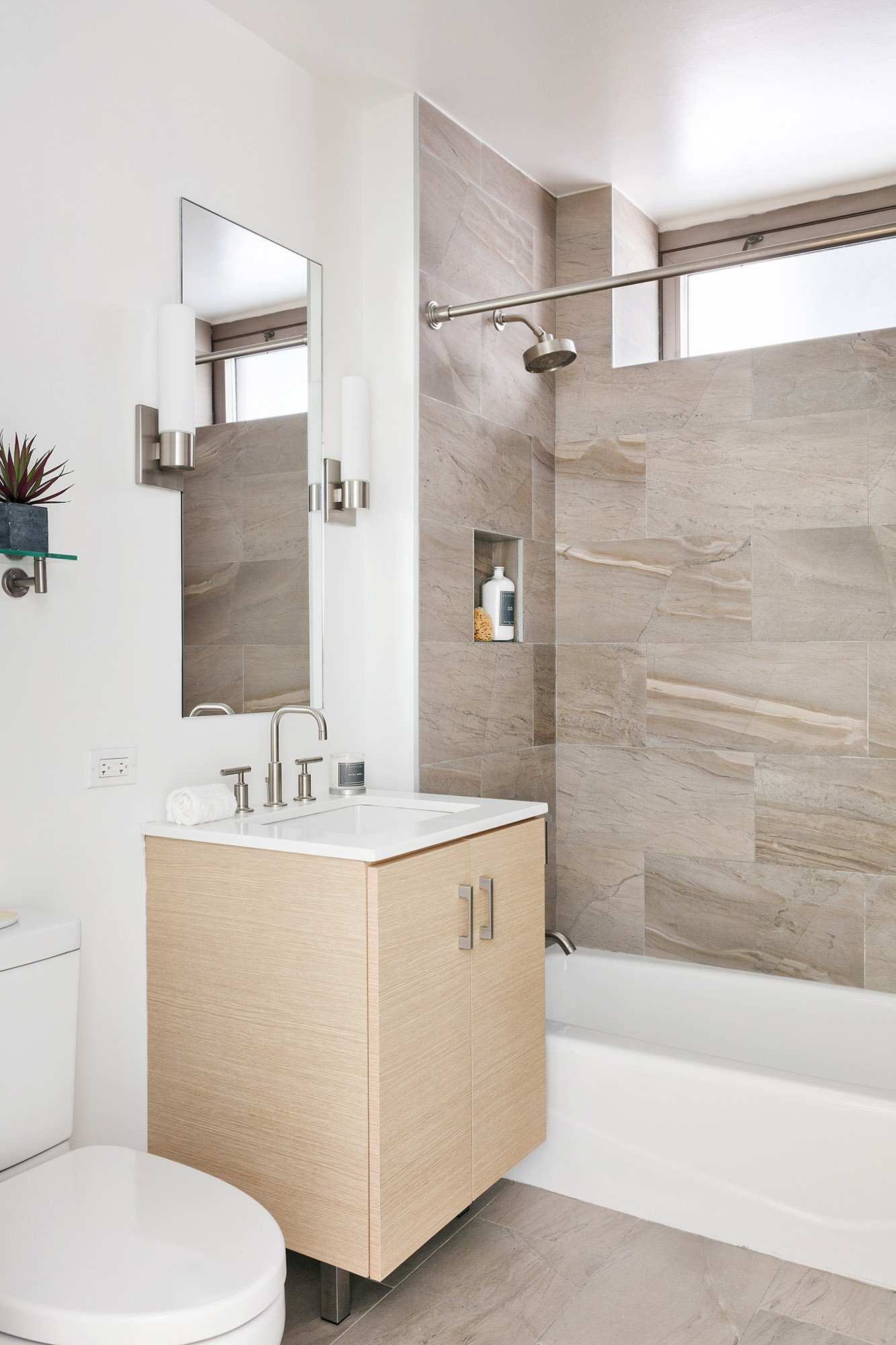 The bathroom at 15 Cliff apartments in Manhattan, NYC.