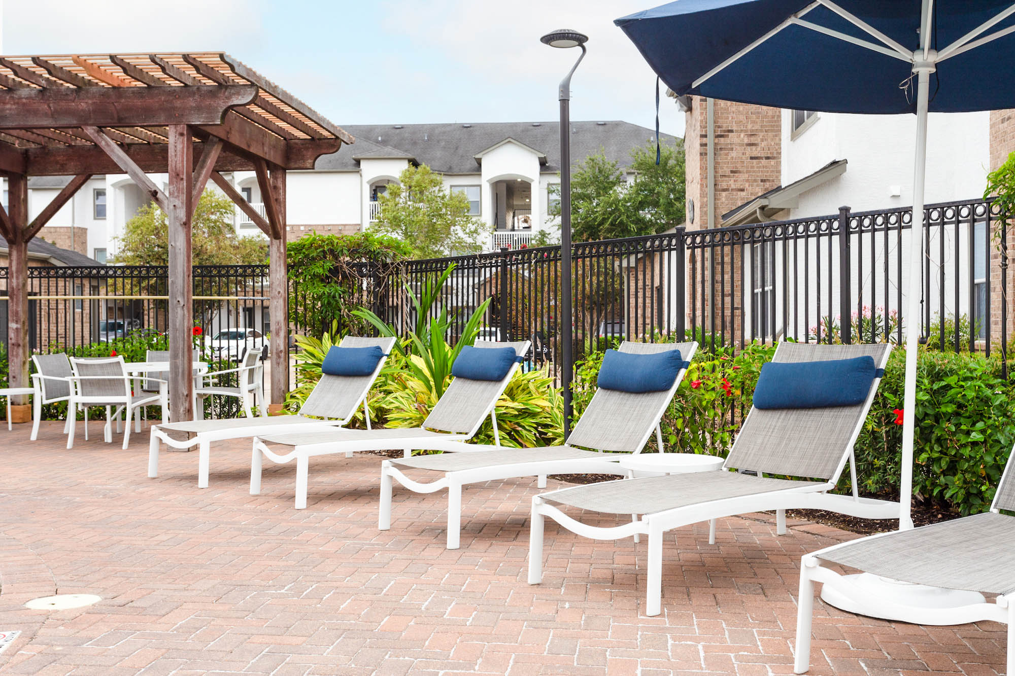 The pool at The Villas at Shadow Creek apartments in Houston, TX.