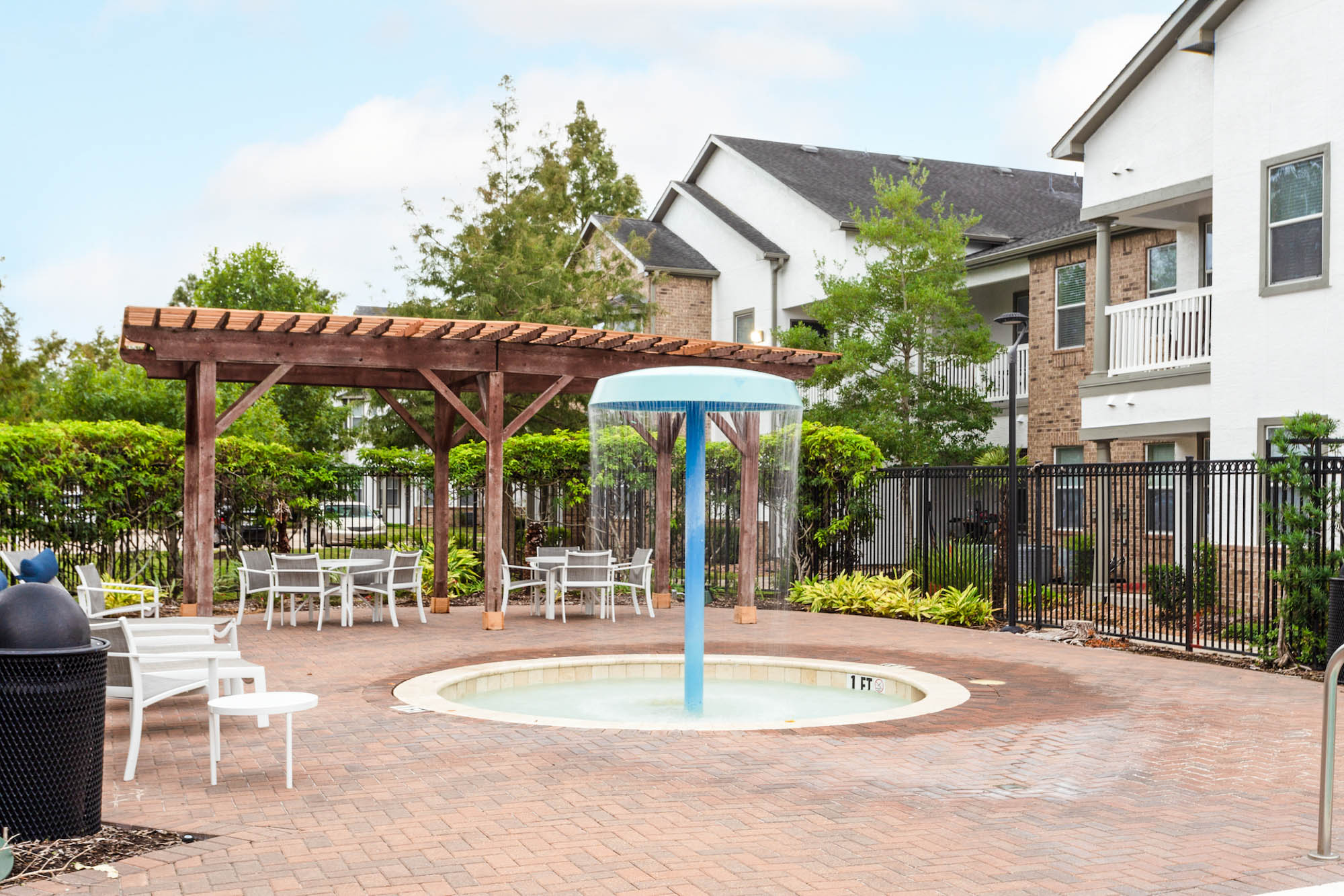 The pool at The Villas at Shadow Creek apartments in Houston, TX.