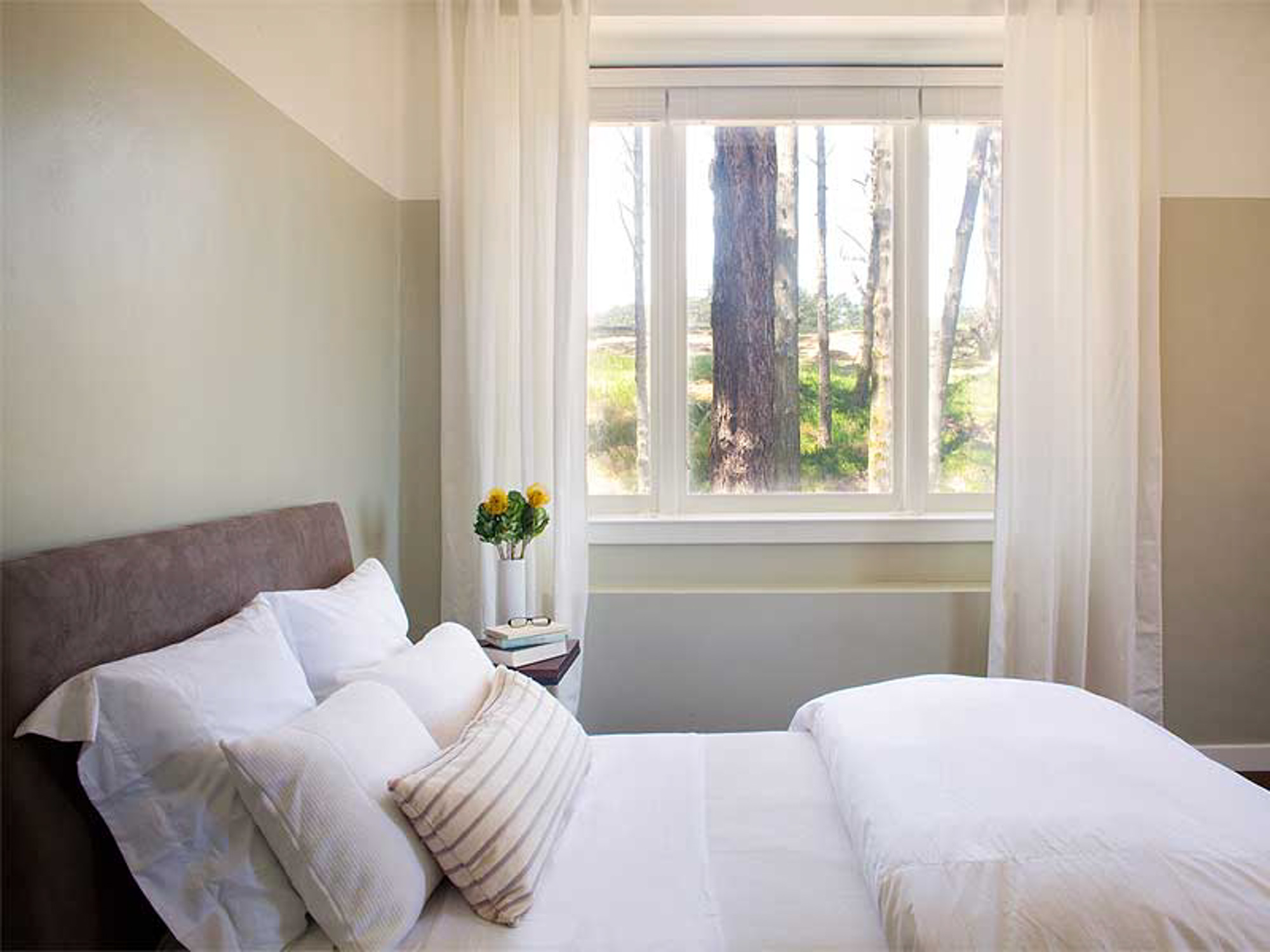 A bedroom in a Presidio Landmark apartment in San Francisco, CA.