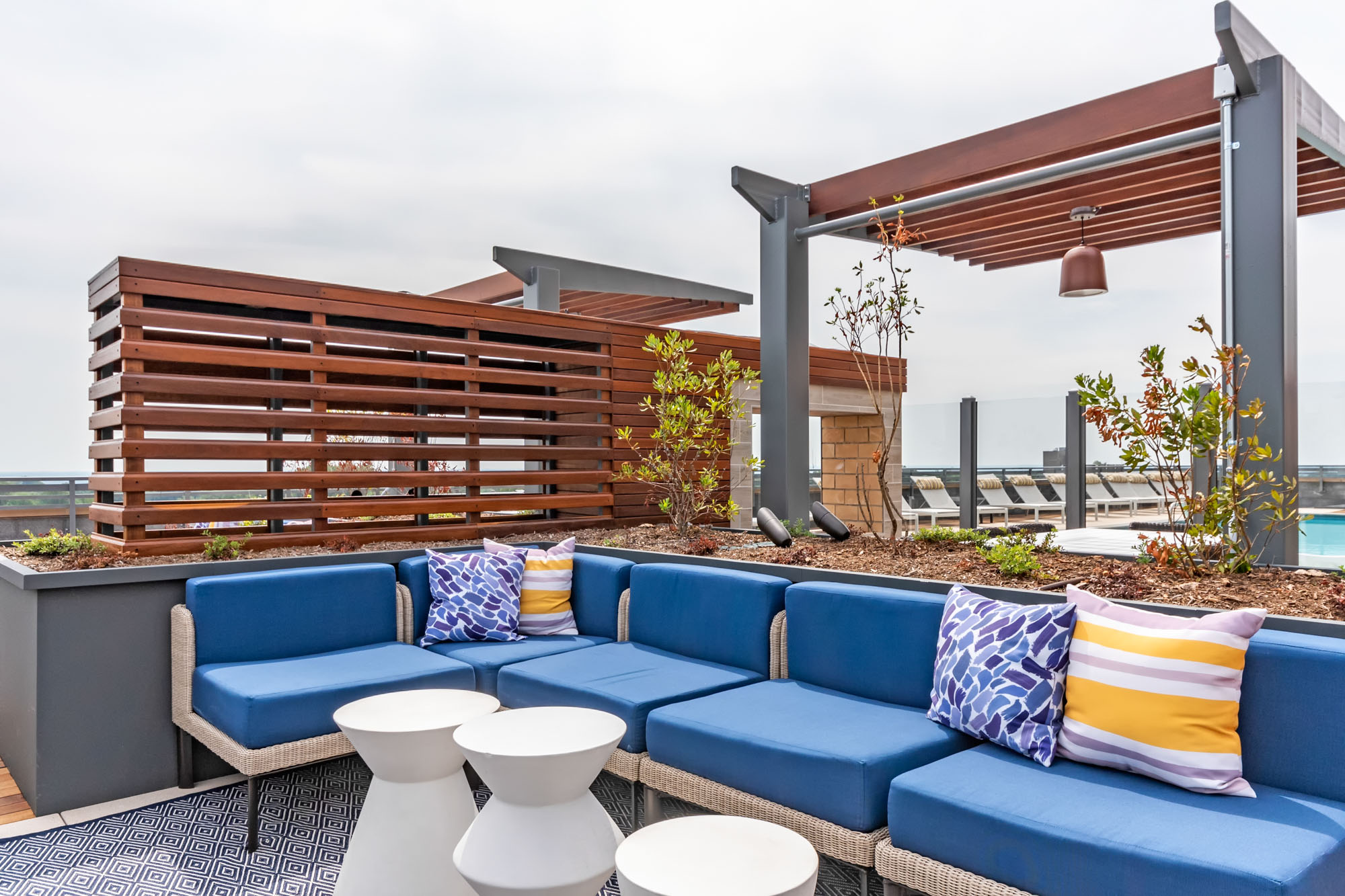 The rooftop terrace at Thayer and Spring luxury apartments in downtown Silver Spring.