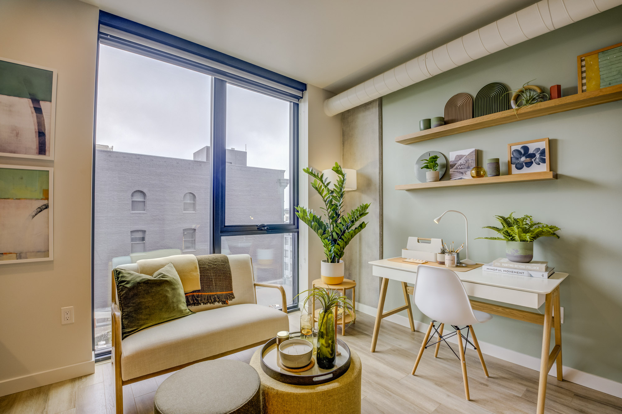 An apartment living room at The George apartments in San Francisco, CA