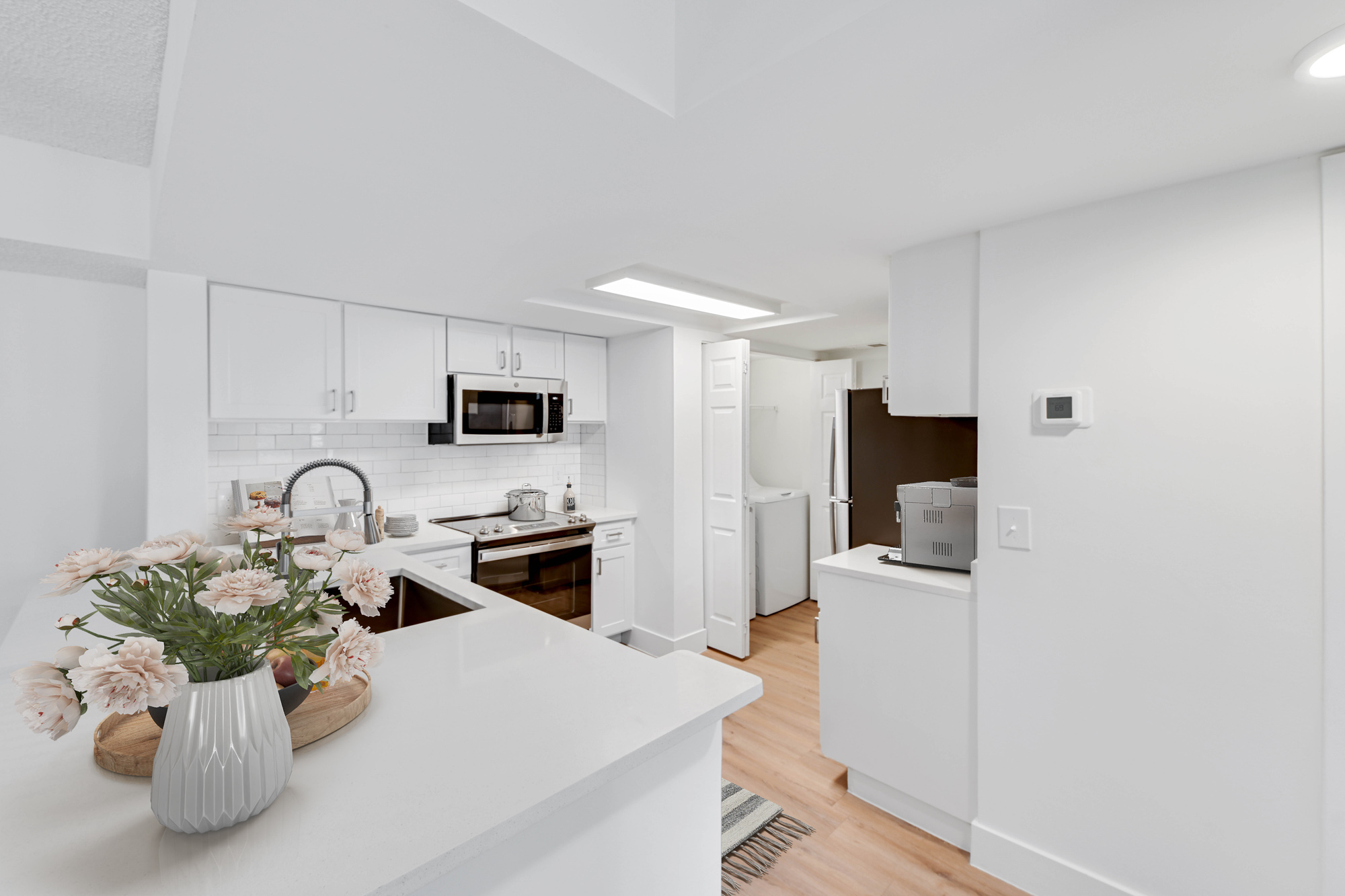 The interior of a kitchen at The Reserve at Ashely Lake apartments.