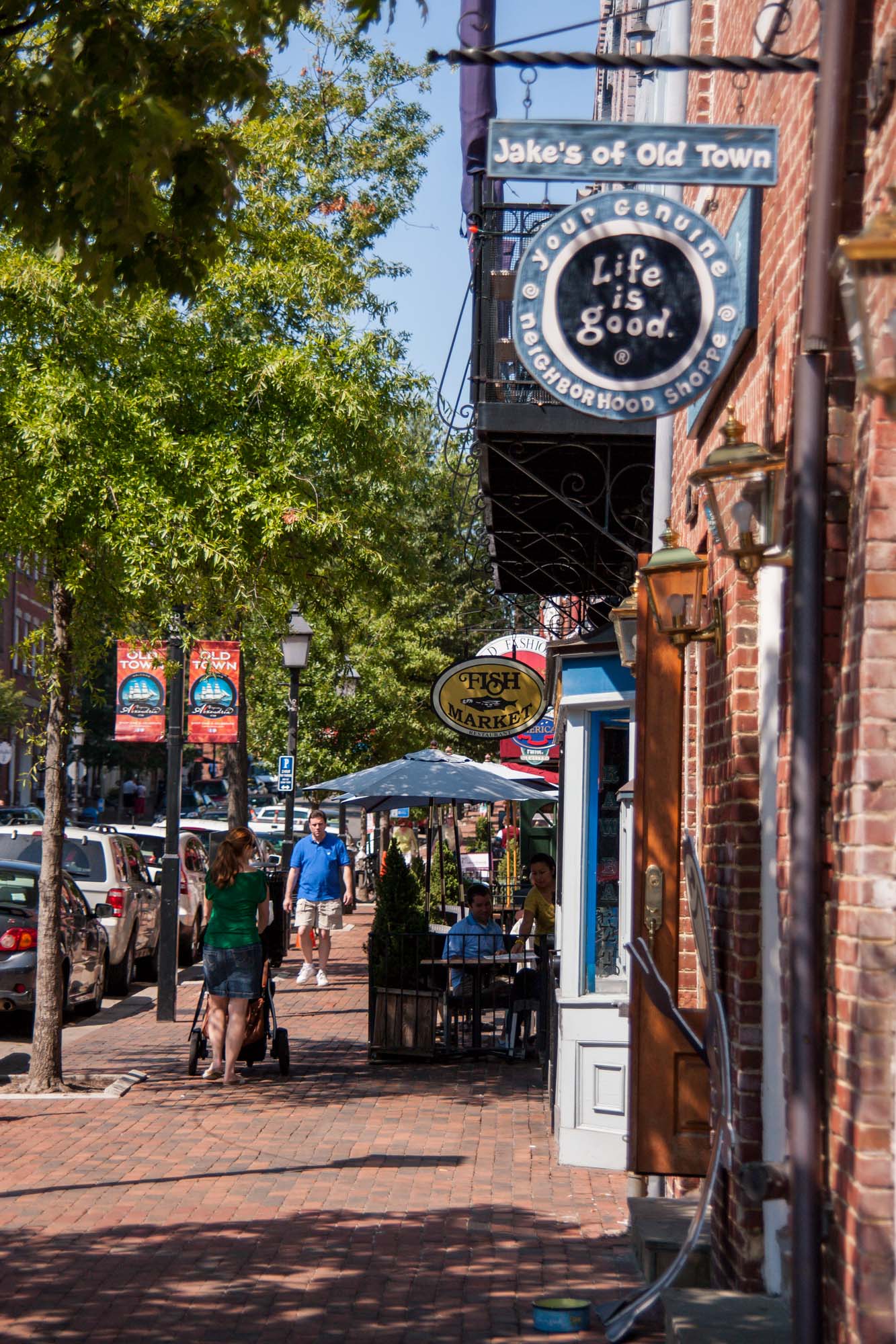 Shops in Old Town, Alexandria near The Parker at Huntington Metro apartments.