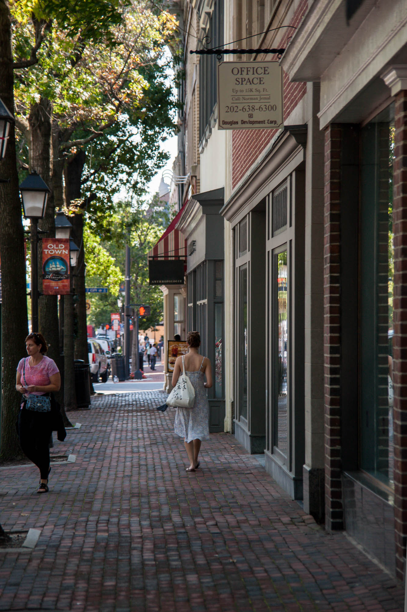 The town of Old Town, Alexandria near The Parker at Huntington Metro apartments.