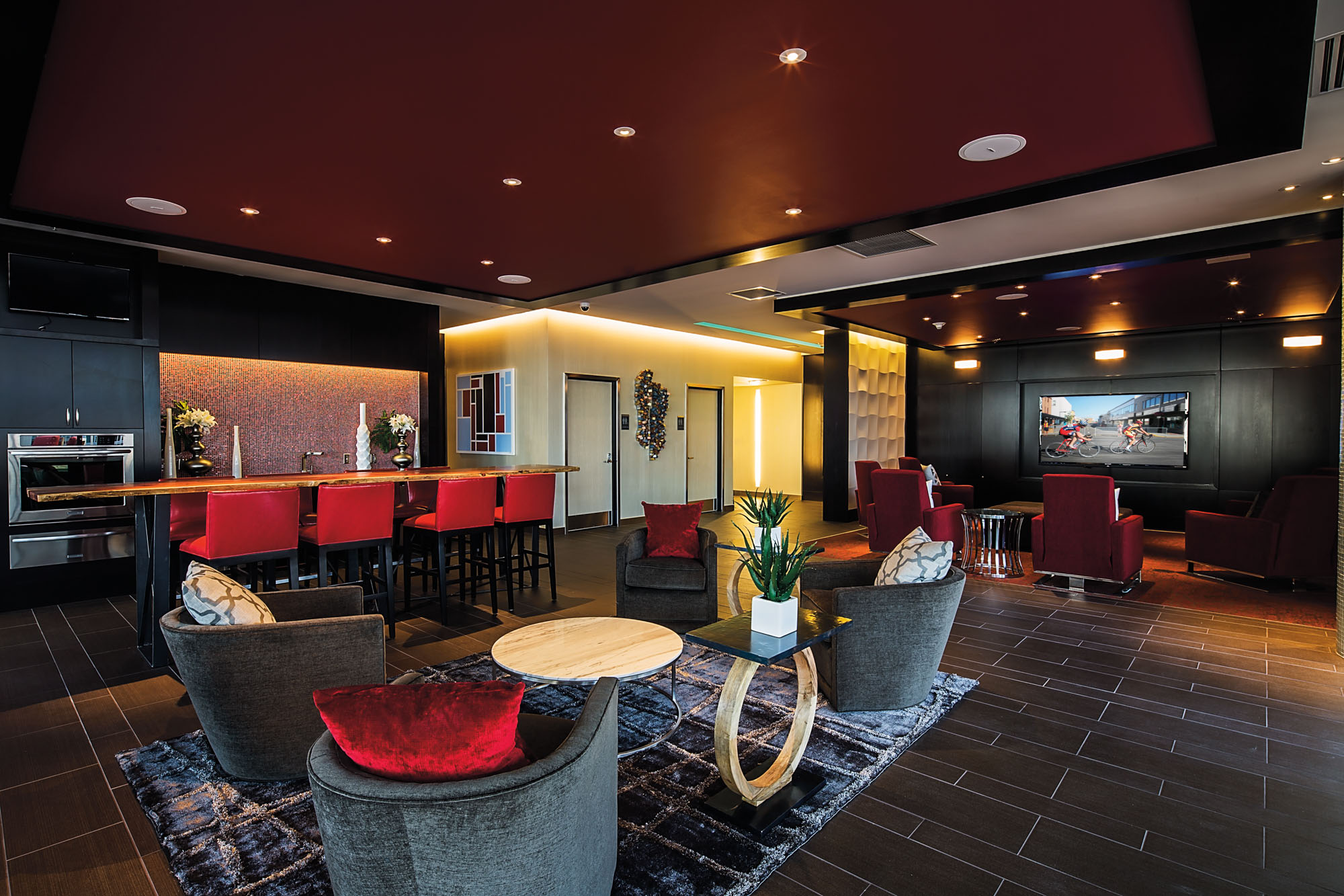 Resident Lounge at The Continental in Dallas, TX