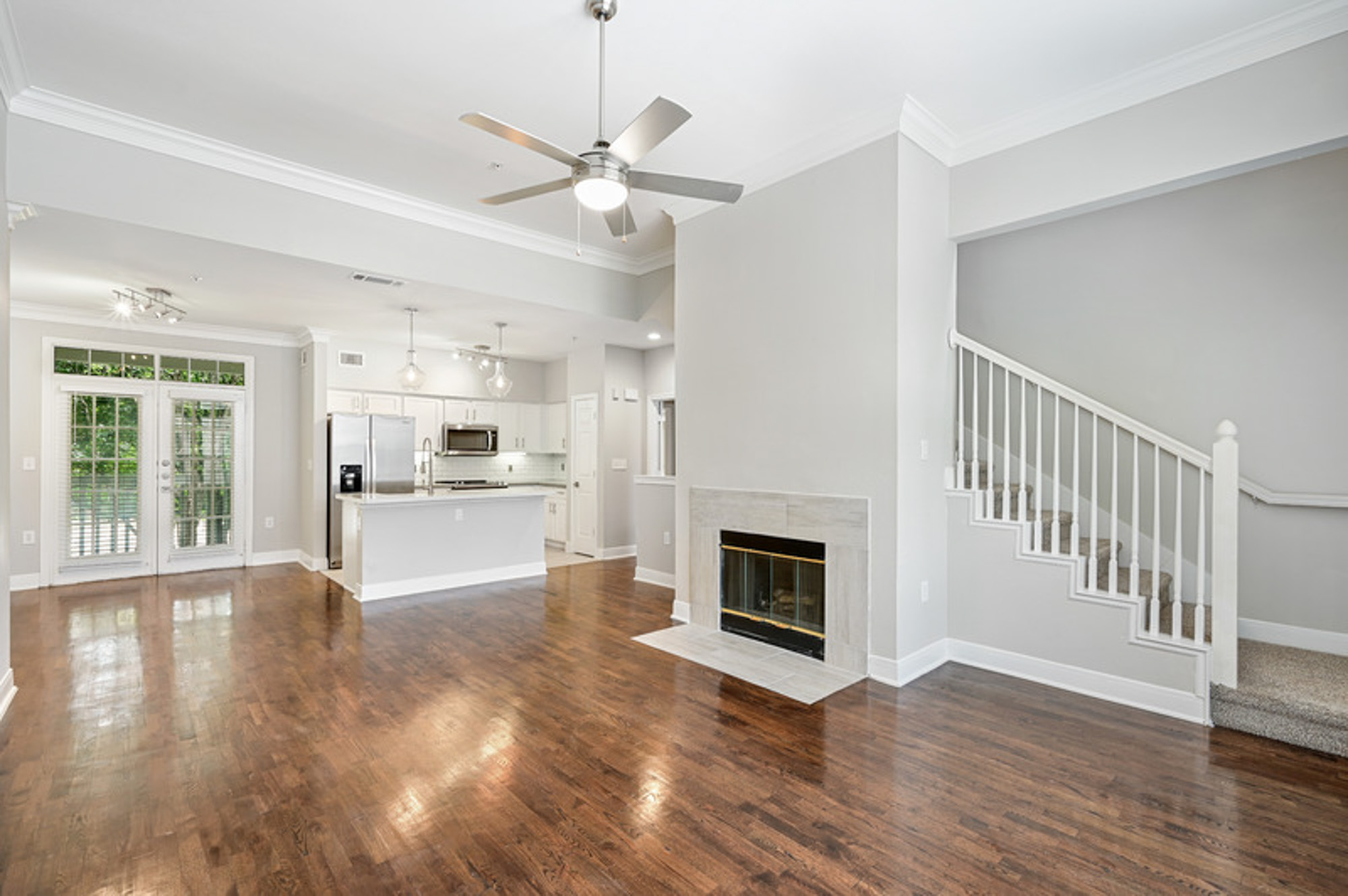 The living area in a Village on Memorial townhouse in Houston, TX.