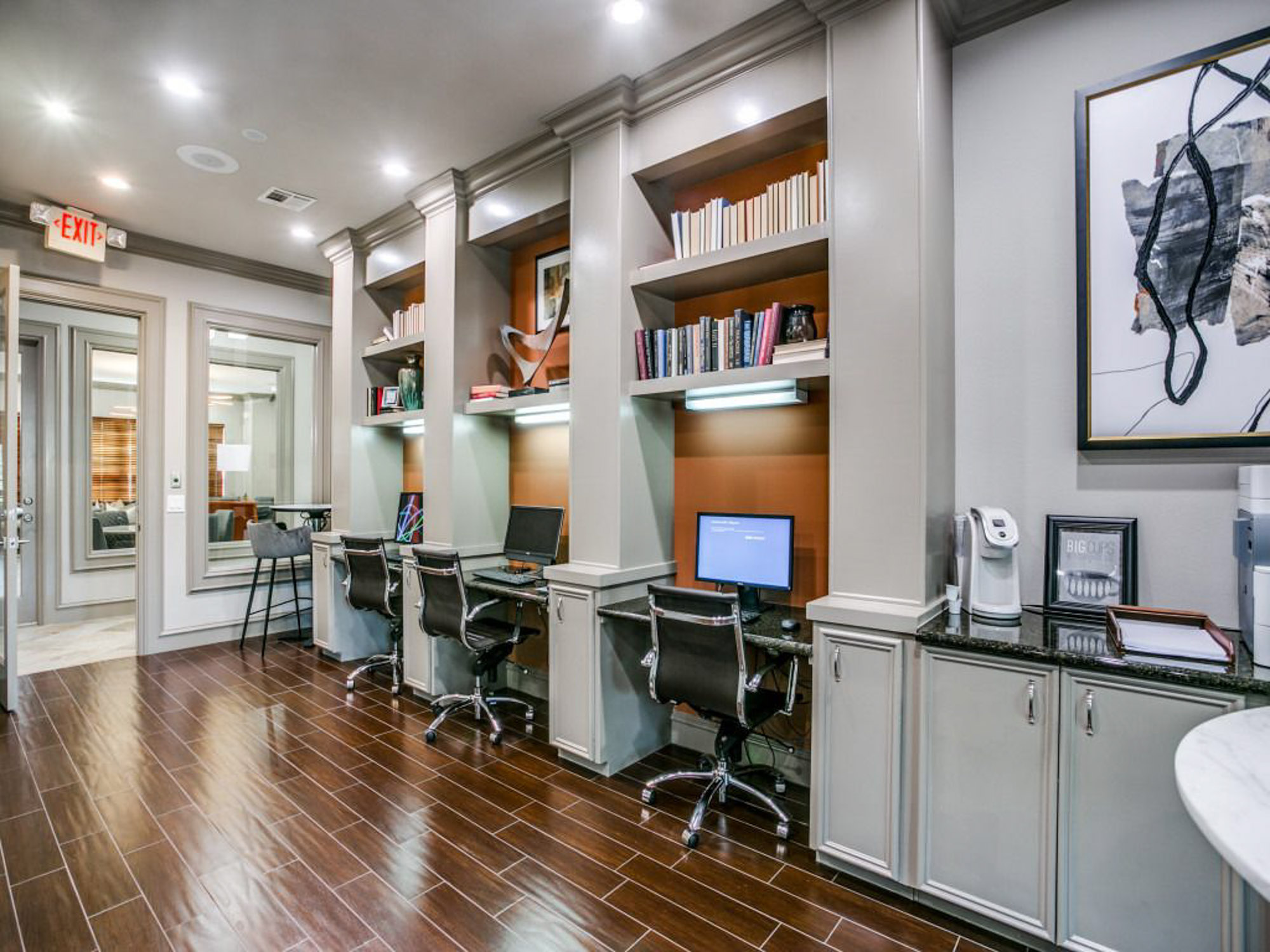 The work stations at Village on Memorial townhomes in Houston, TX.