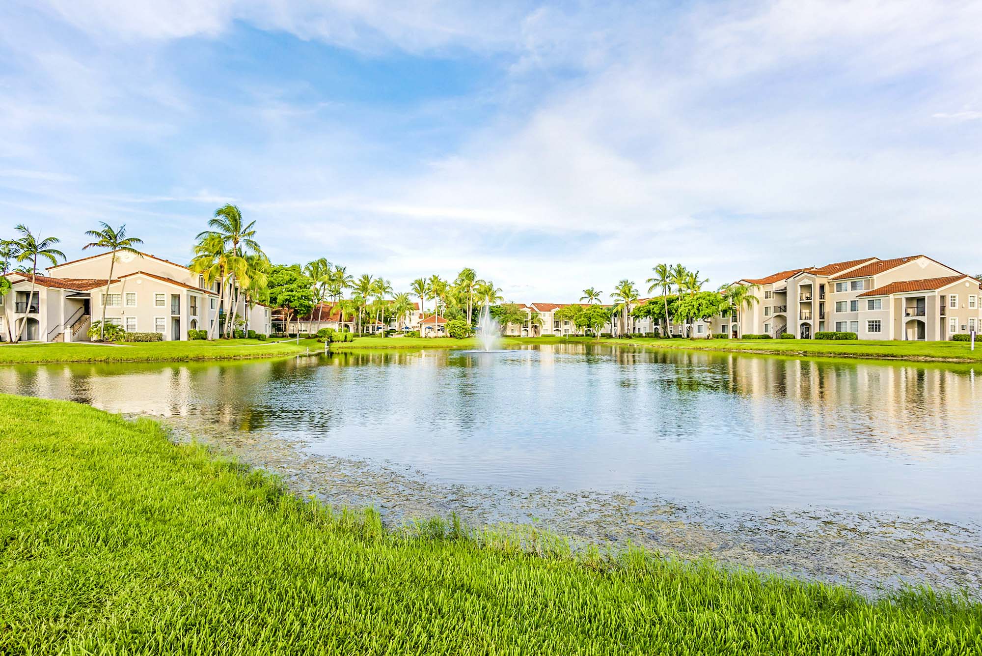 The lake at Miramar Lake apartments in Fort Lauderdale, FL.