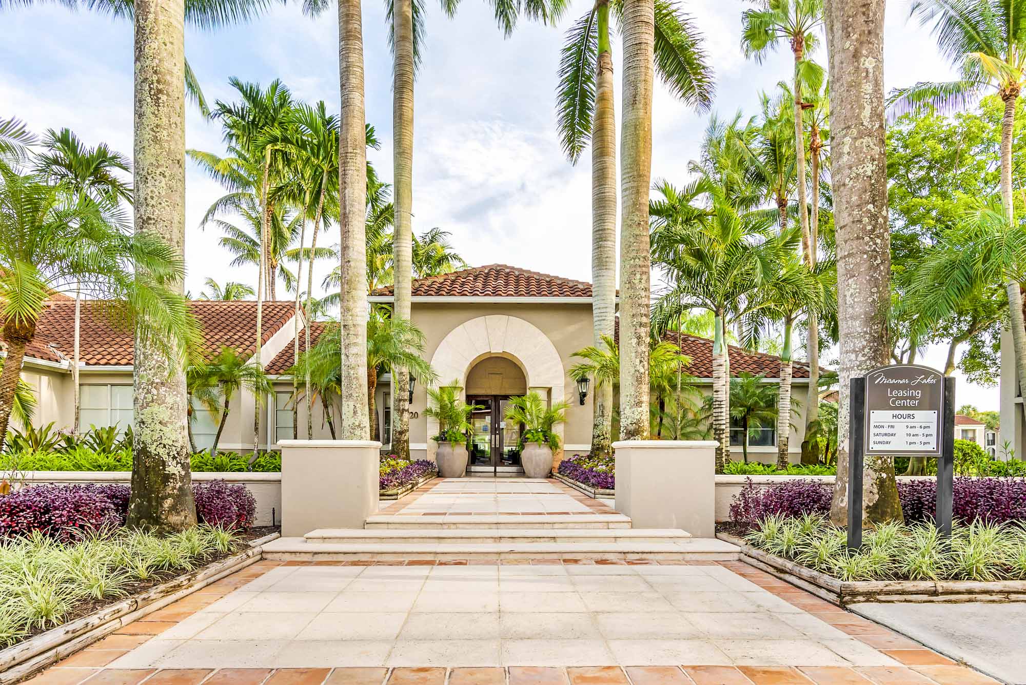 The leasing center at Miramar Lake apartments in Fort Lauderdale, FL.
