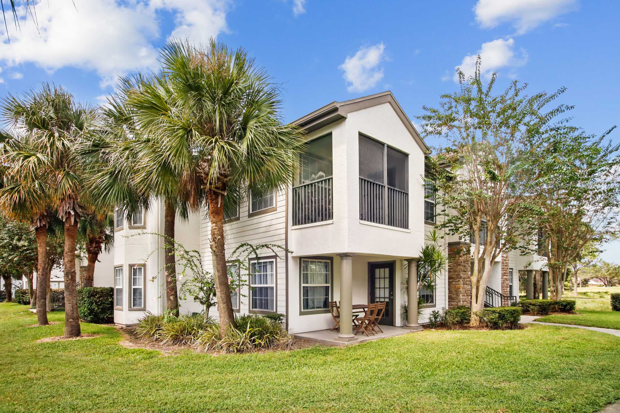 A building at Osprey Links at Hunter's Creek apartments in Orlando, Florida.