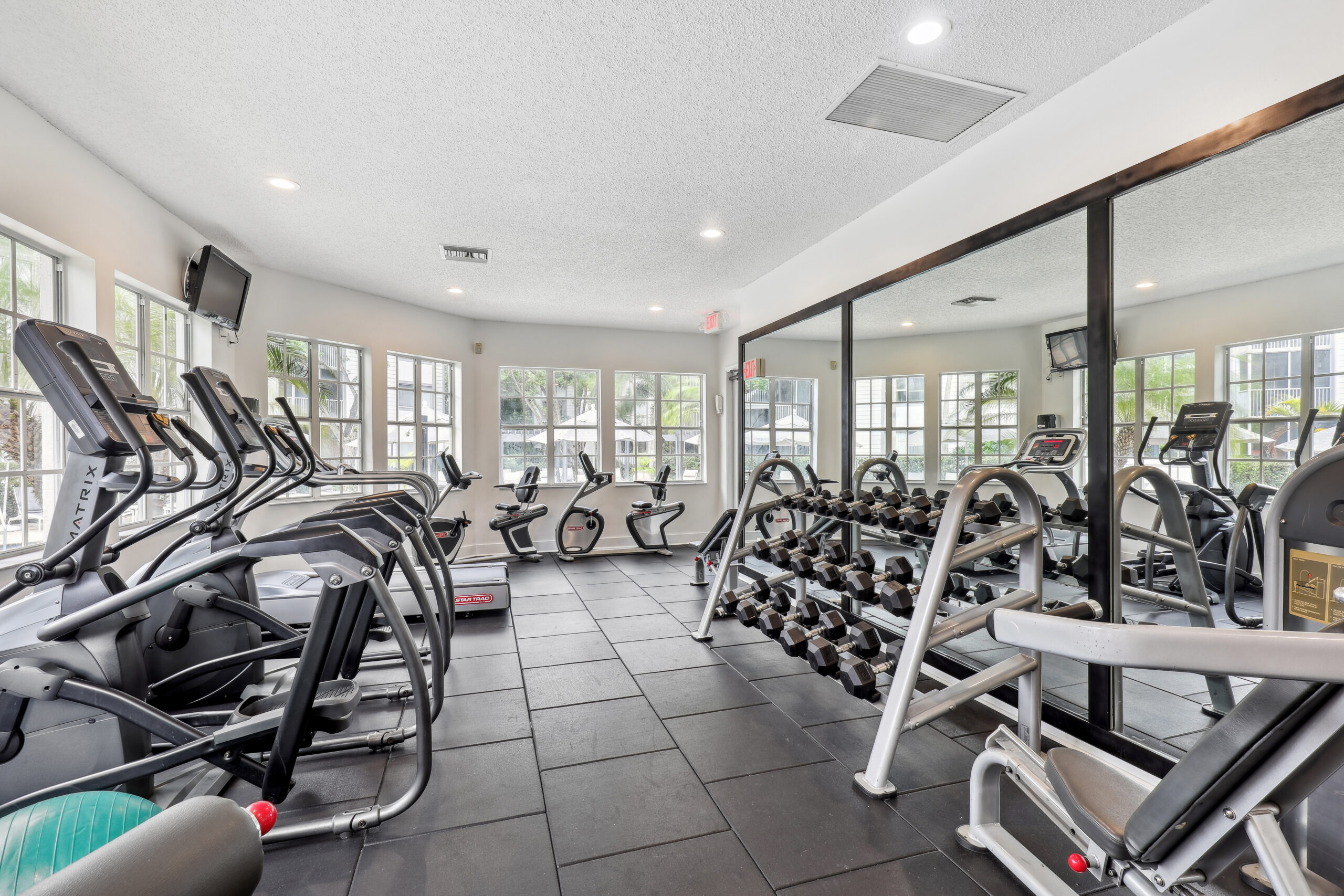 The fitness center at Sabal Pointe apartments in South Florida