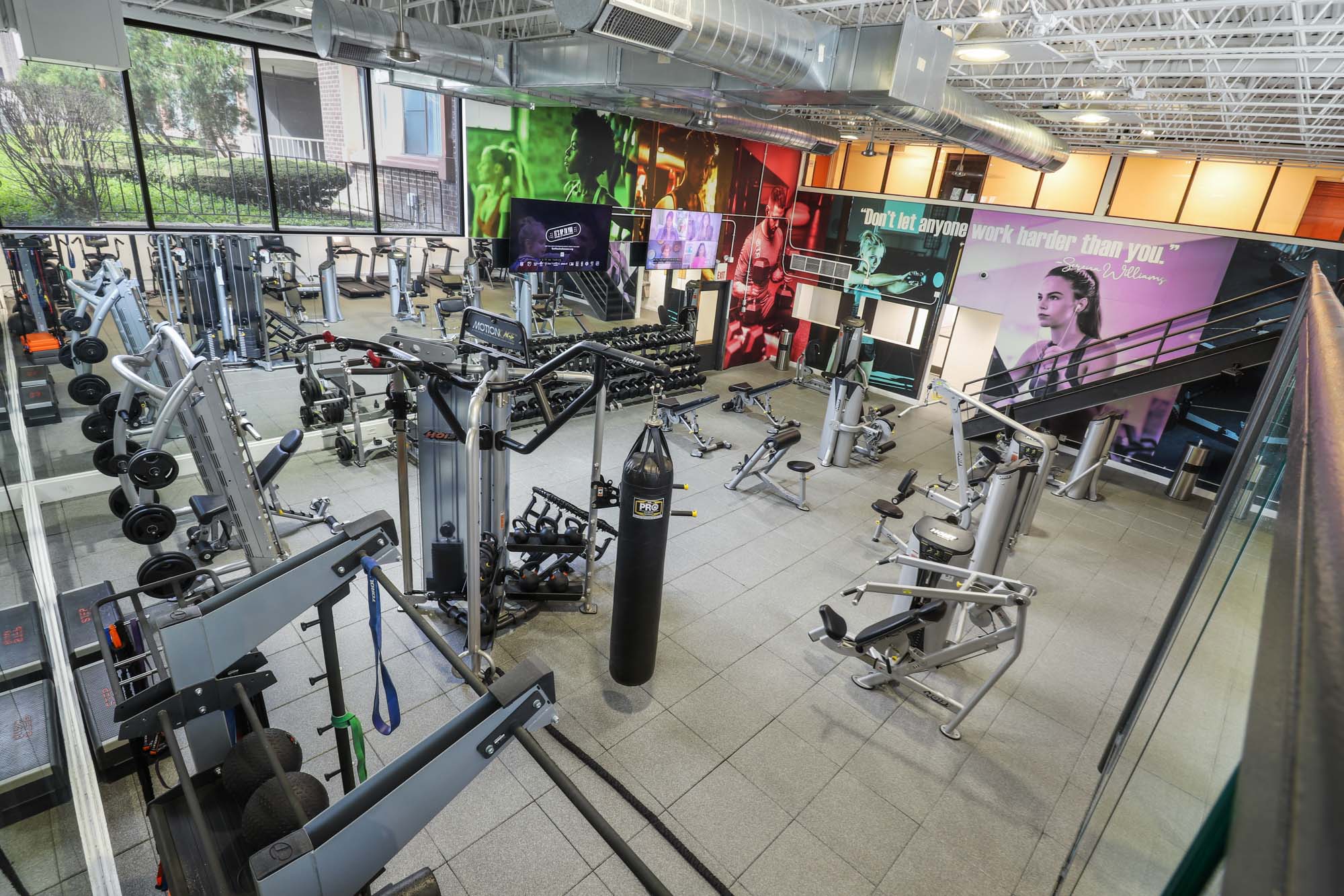 The fitness center at The Pavilion apartments in Chicago, Illinois