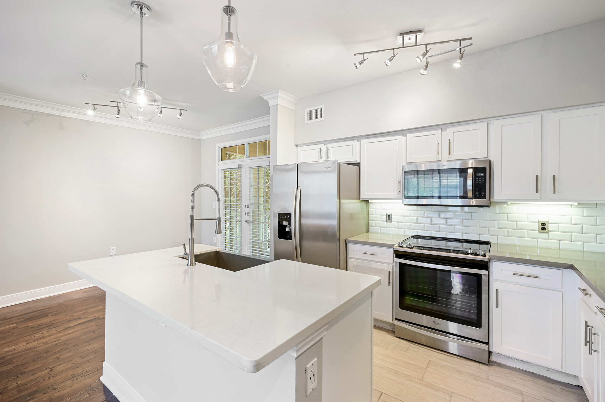 The kitchen in a Village on Memorial townhouse in Houston, TX.