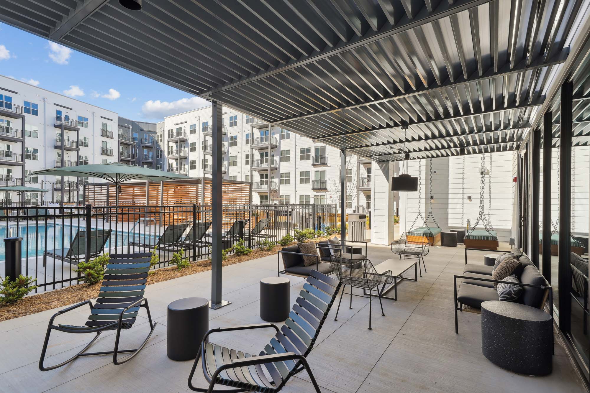 An outdoor terrace at Tallulah apartments in Cumberland, Georgia.