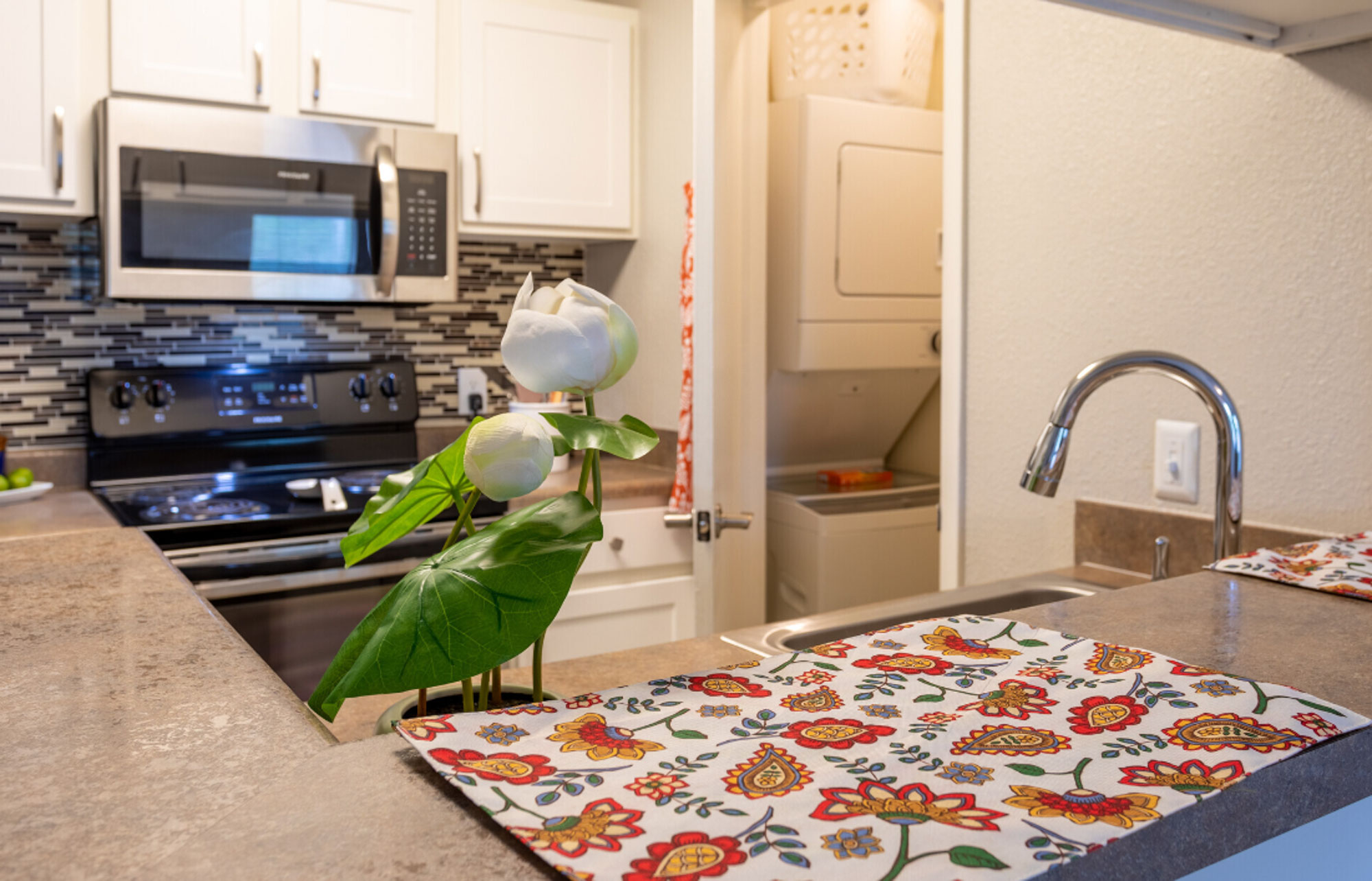 The kitchen at Lynn Lake apartments in Raleigh, NC.