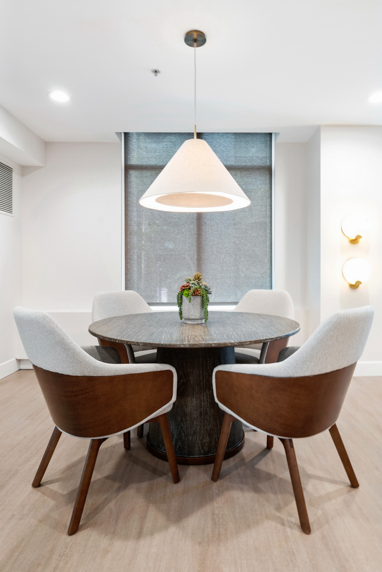 Lounge table at Vantage Pointe apartments in San Diego, CA