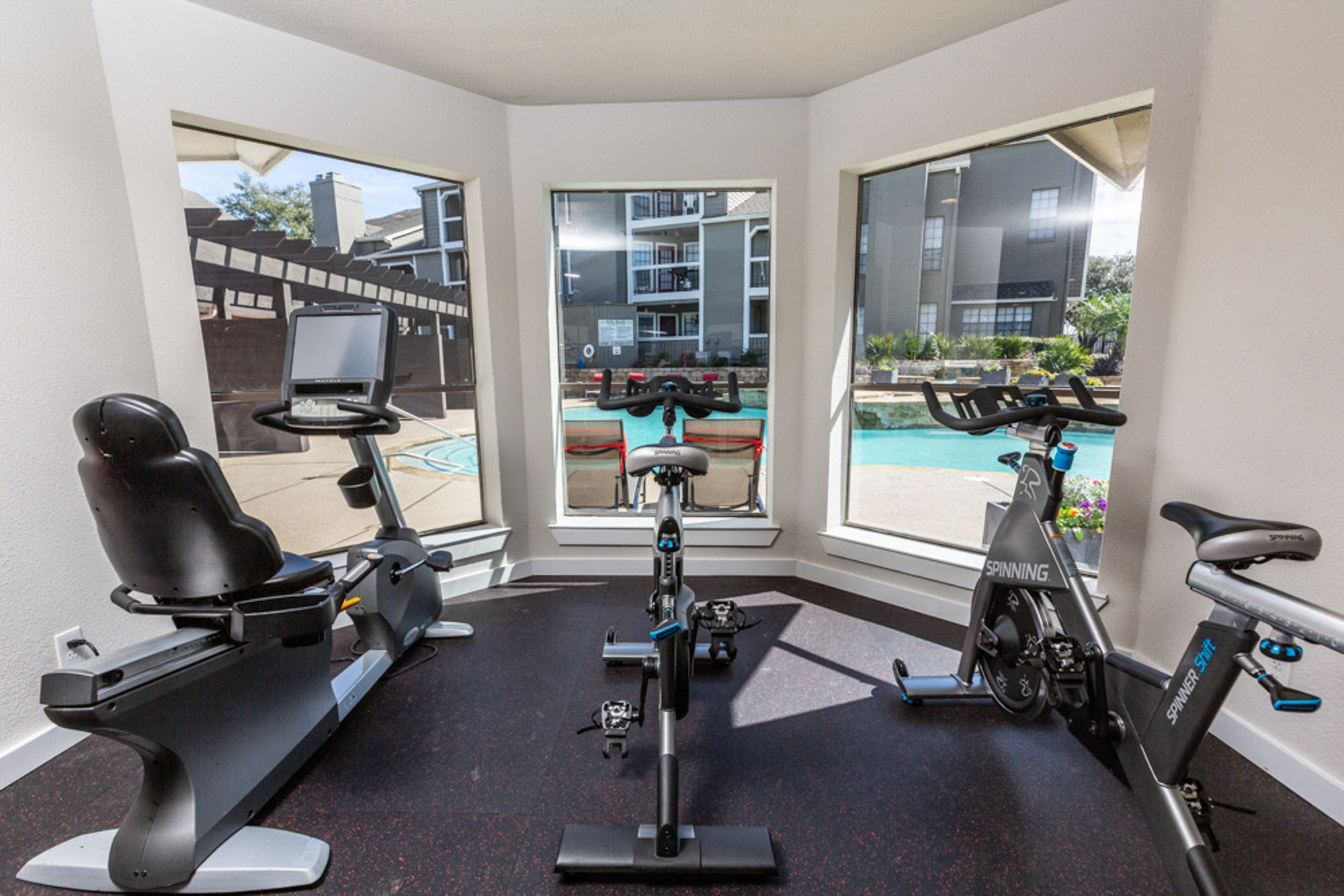 The fitness center at The Arbors of Las Colinas in Irving, Texas.