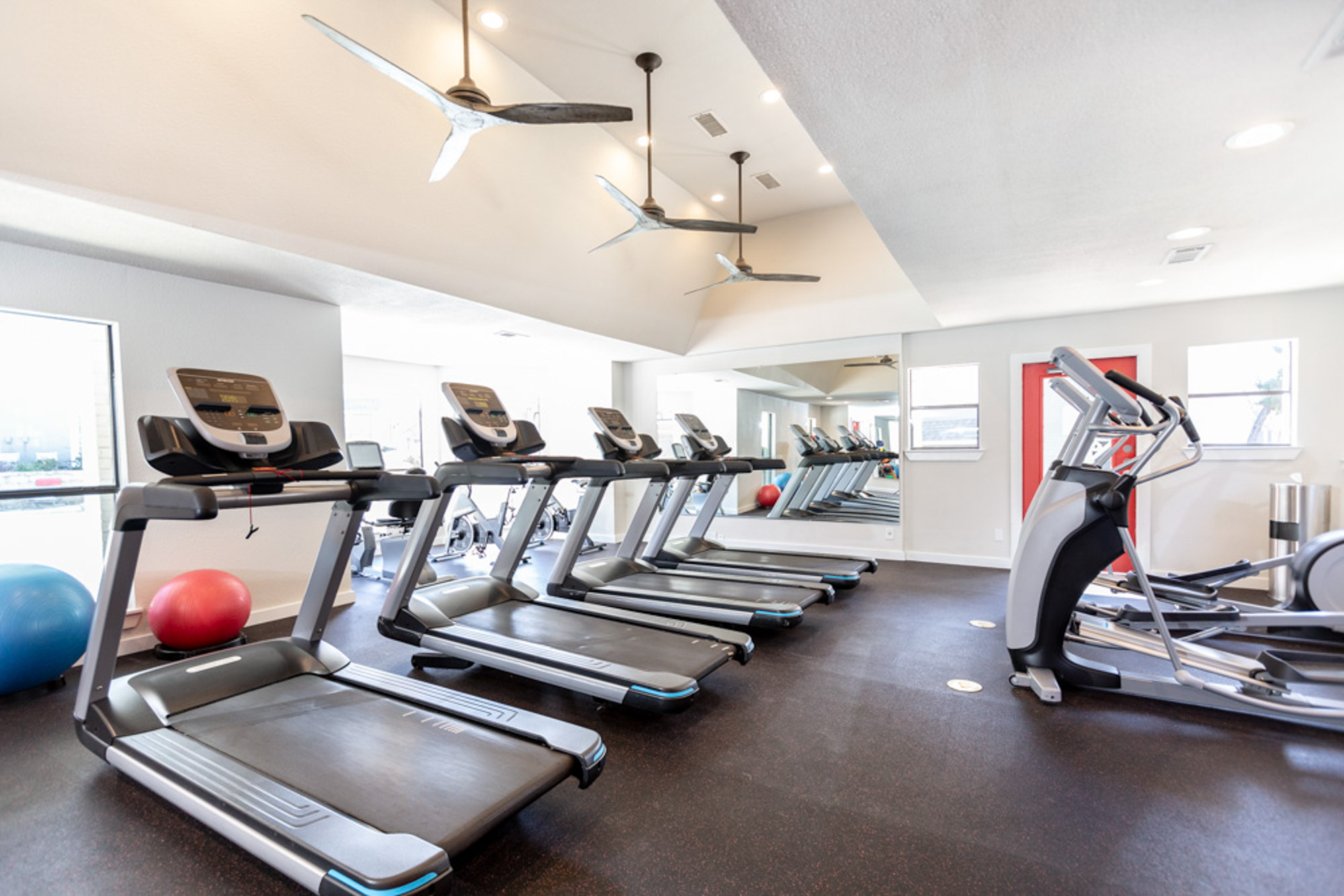 The fitness center at The Arbors of Las Colinas in Irving, Texas.