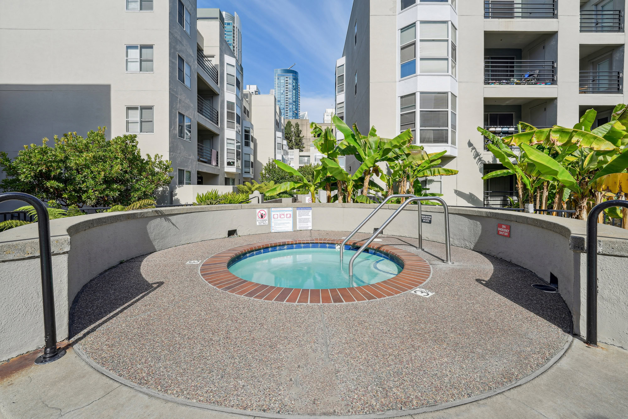 A small hot tub at Bayside Villages San Francisco modern apartments 