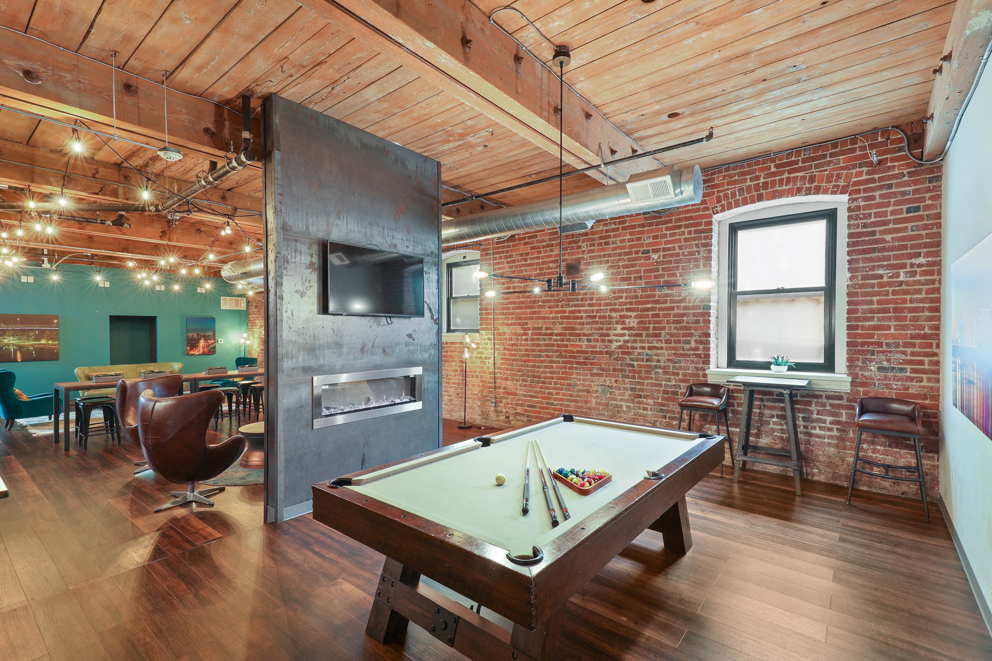 Game room at River Lofts at Tobacco Row apartments in Washington,DC