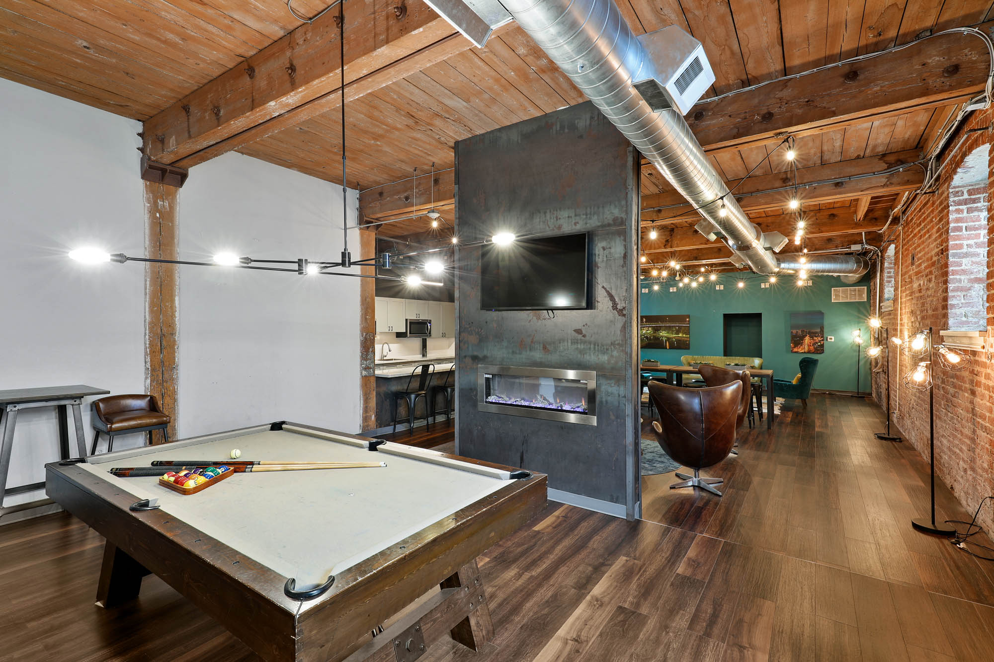 Game room at River Lofts at Tobacco Row apartments in Washington,DC