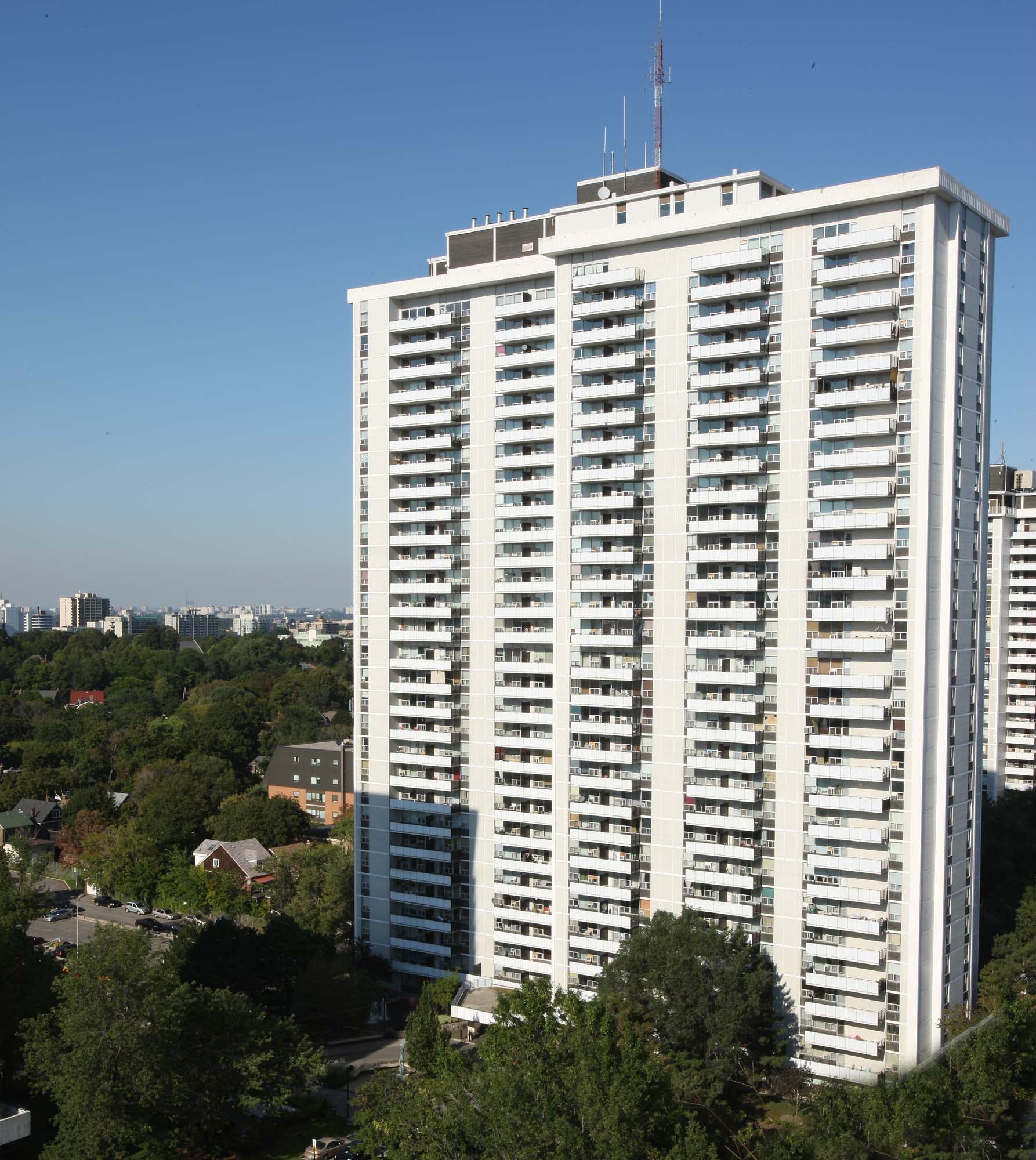 The exterior of 77 Davisville Ave apartments in Toronto, CA.