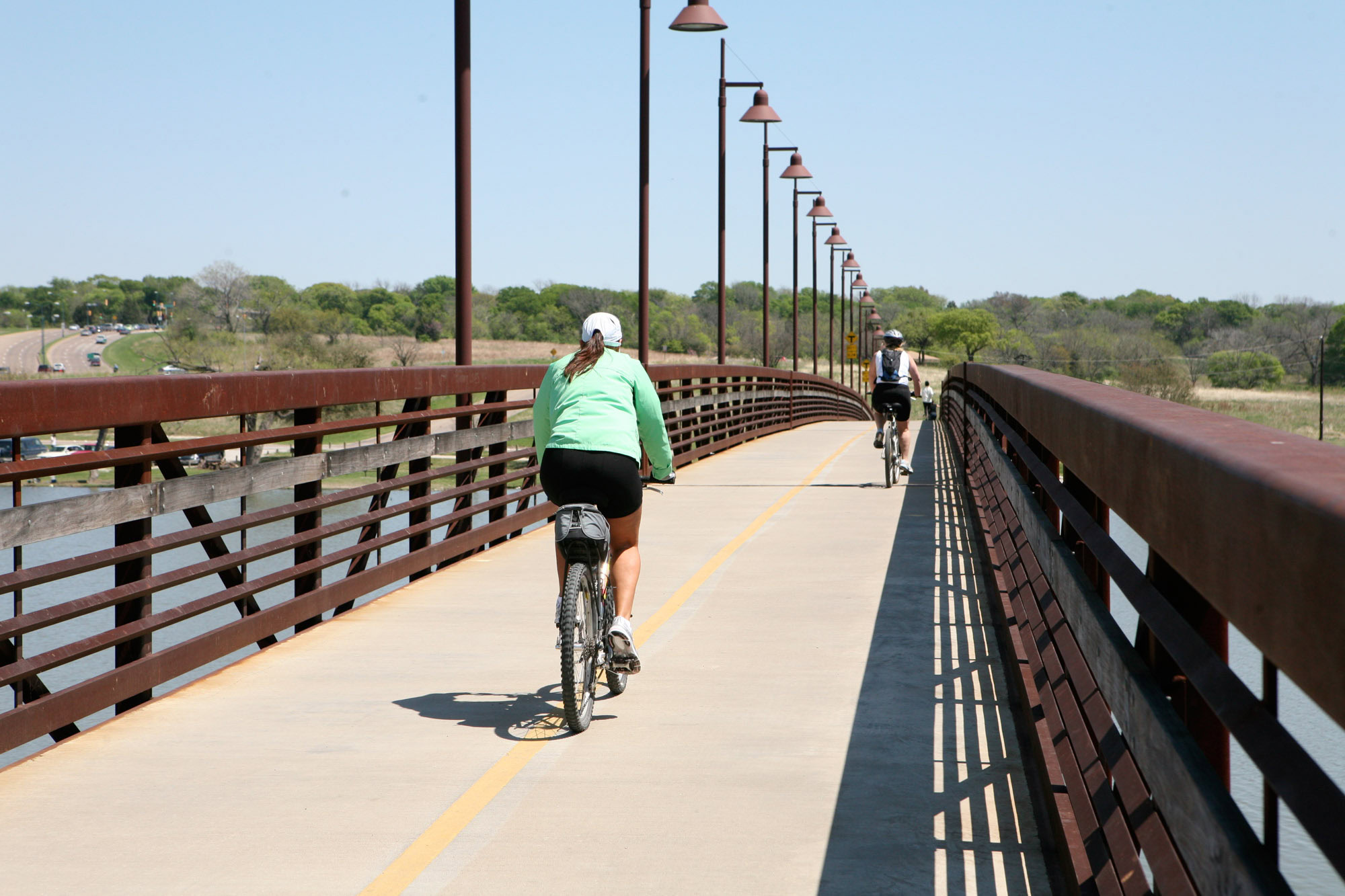 A bike path on a bridge near The Continental apartments in Dallas, Texas