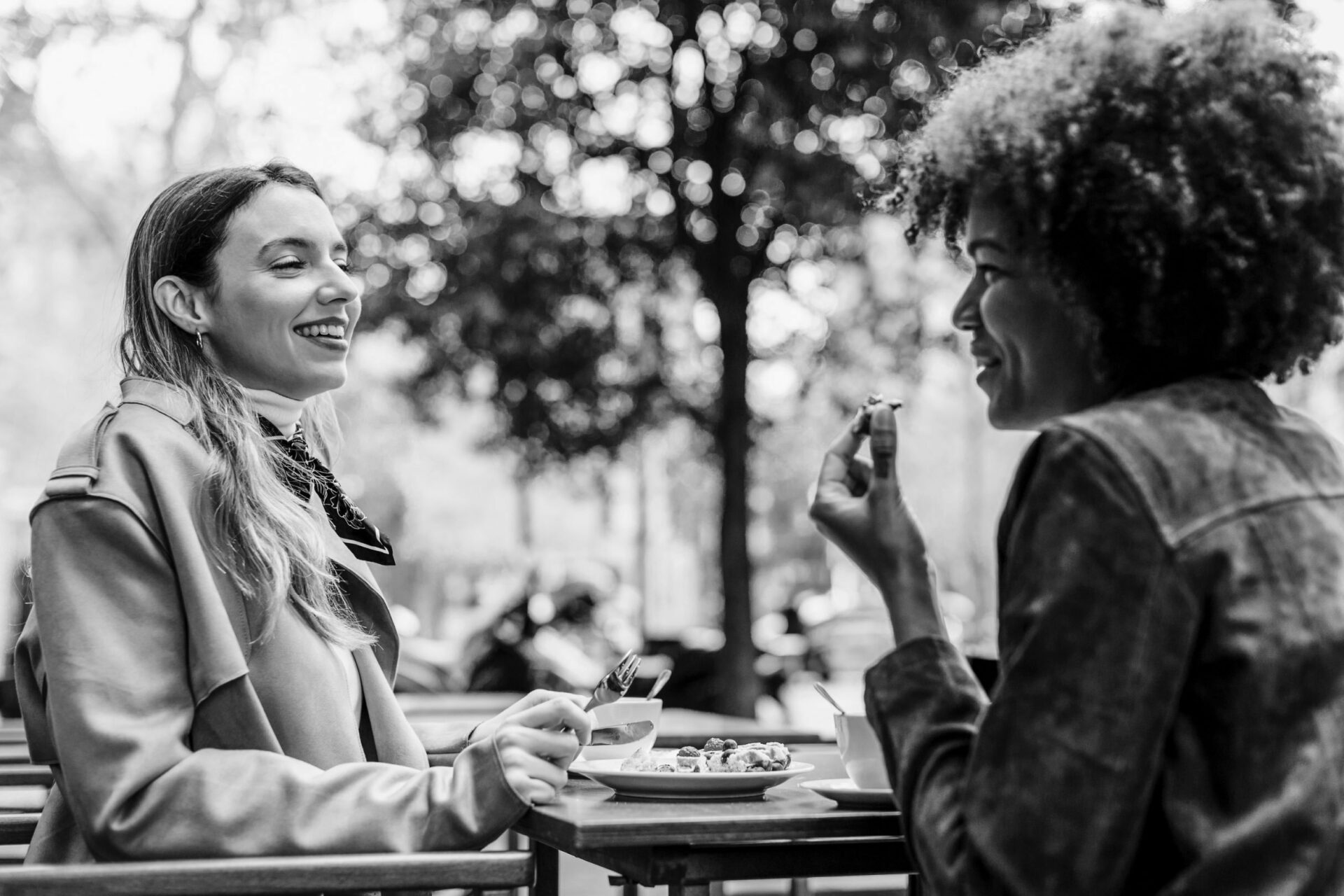 An ideal location in Cathedral Hill means limitless options in dining and entertainment are within walking distance.