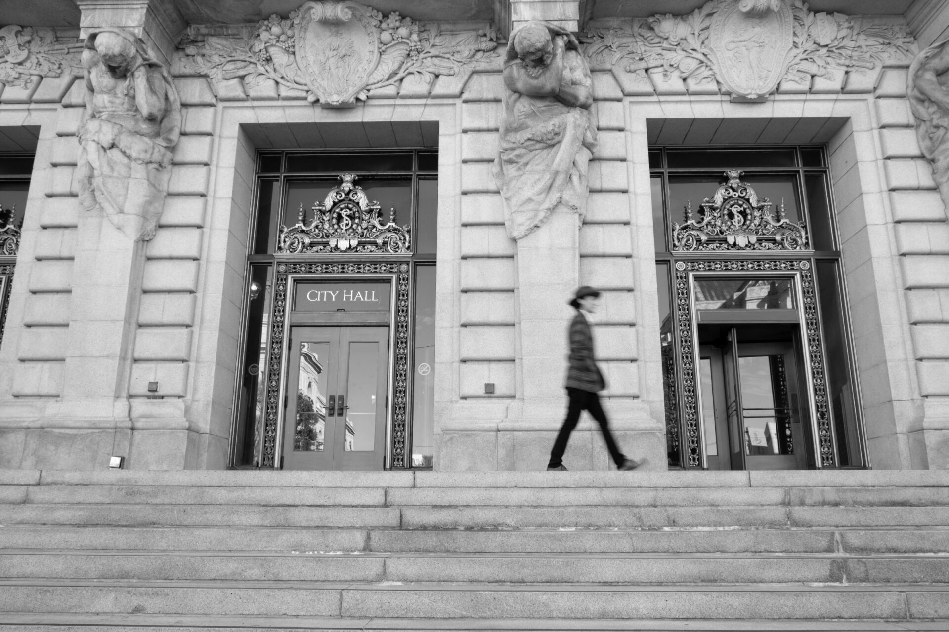 Soak up culture of every kind with a home within walking distance to SF Jazz, Asian Art Museum, and San Francisco City Hall.