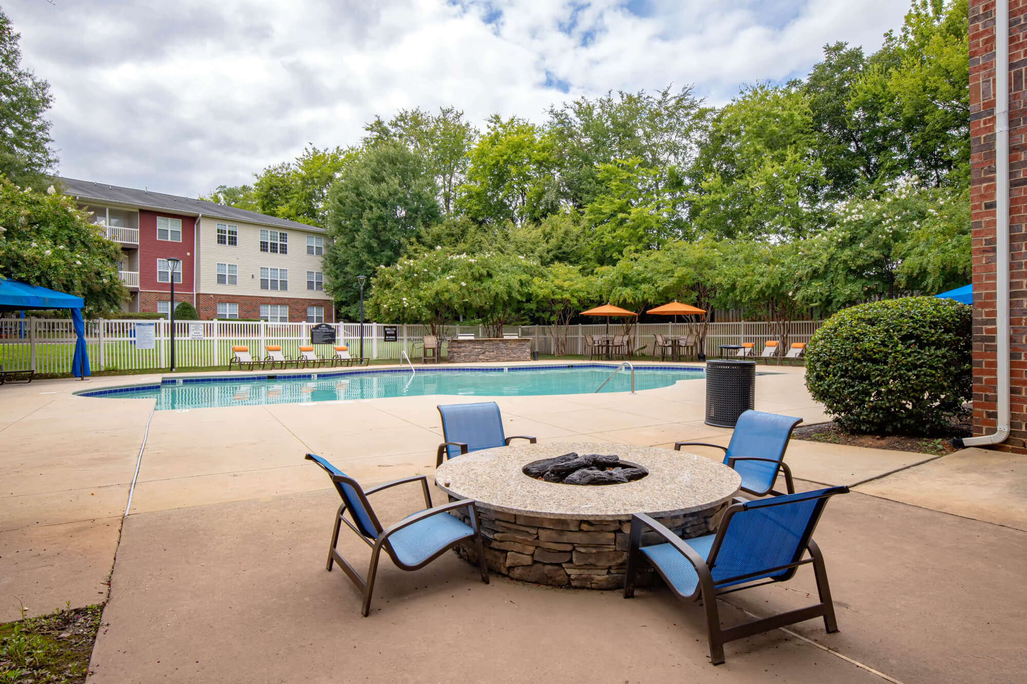 Ashford Placel_Charlotte_Pool
