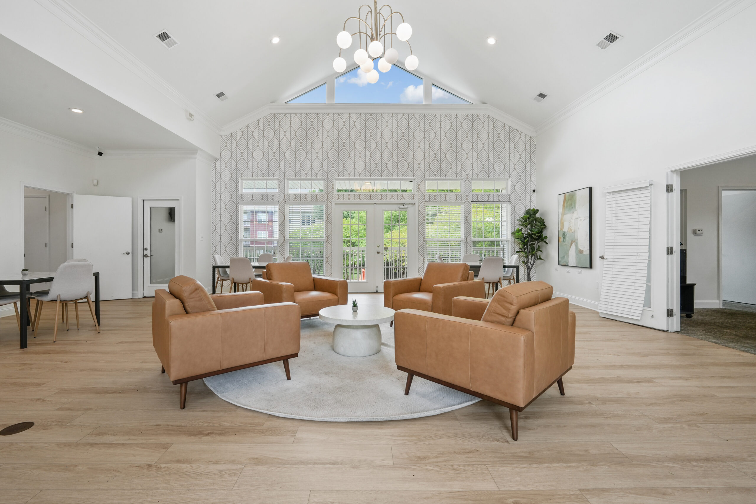 Resident Clubhouse with WIFI to work from home